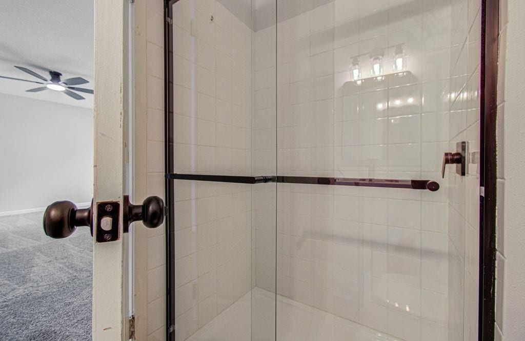 16527 Quail Dale Drive, Houston, TX 77489 16527 Quail Dale Drive, Houston, TX 77489