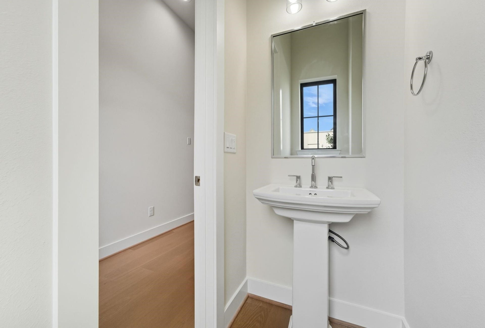 1713 Bologna Lane, Houston, TX 77055 1713 Bologna Lane, Houston, TX 77055