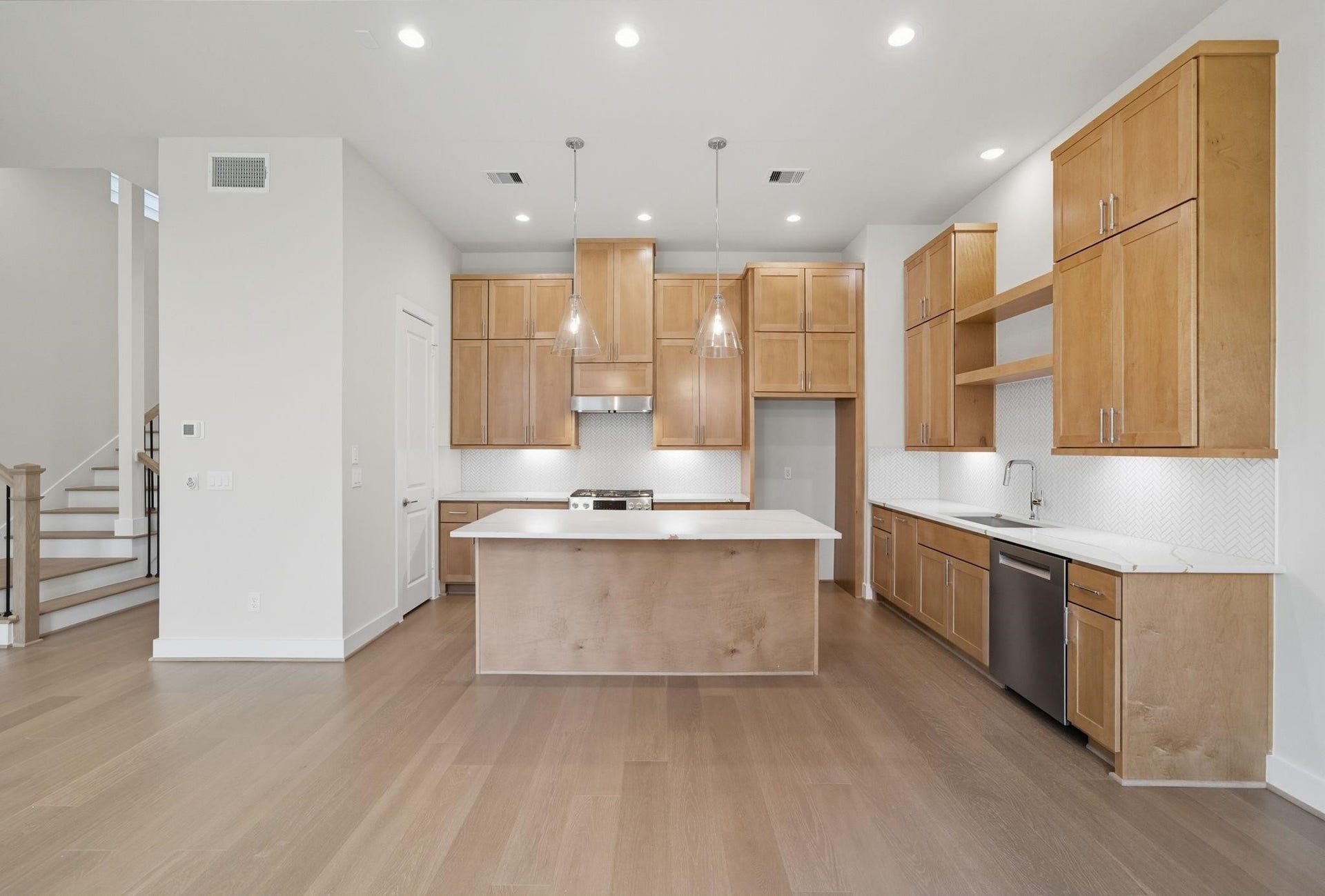 1713 Bologna Lane, Houston, TX 77055 Kitchen
