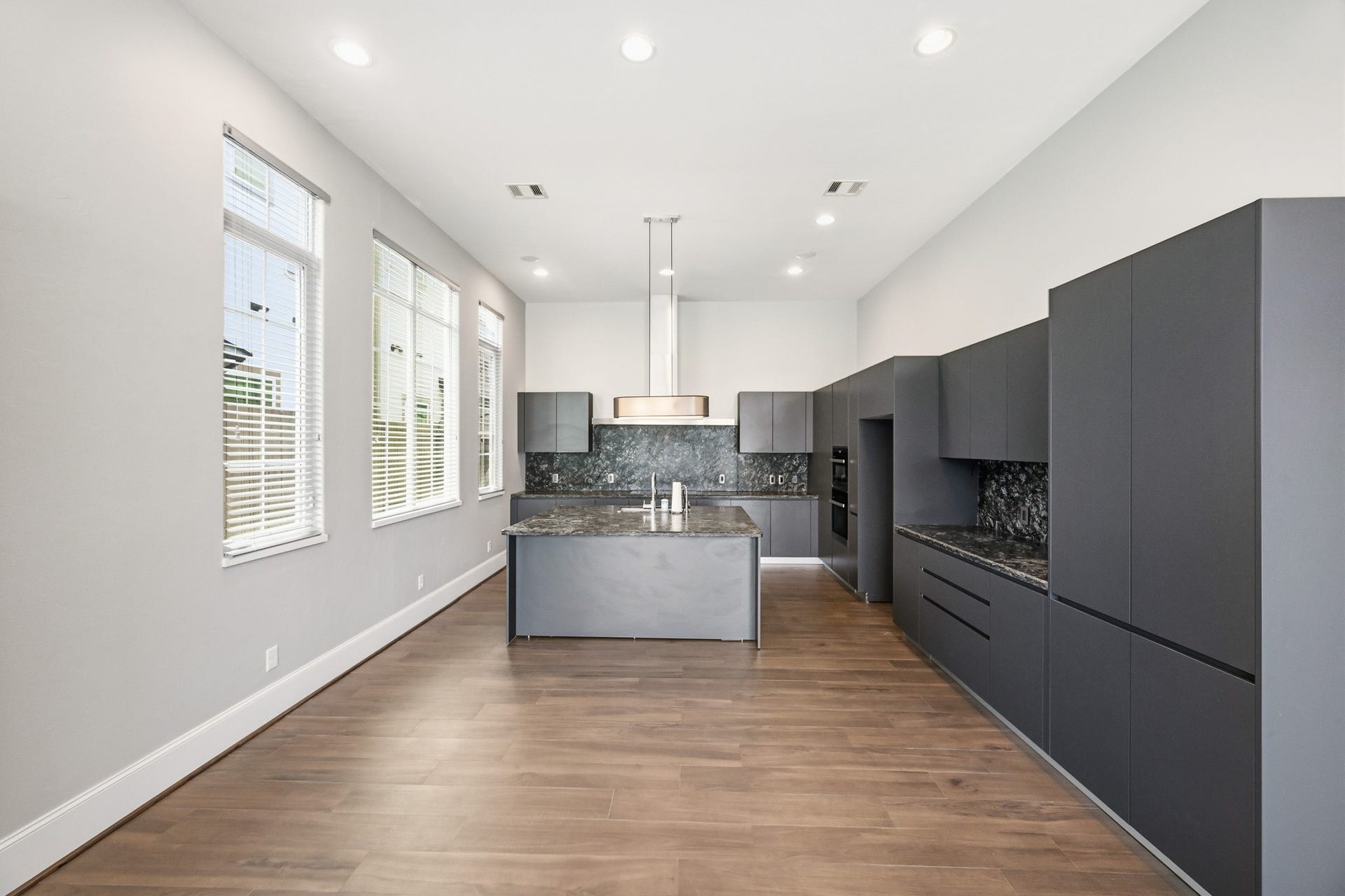 11119 Savannah Oaks Lane, Houston, TX 77043