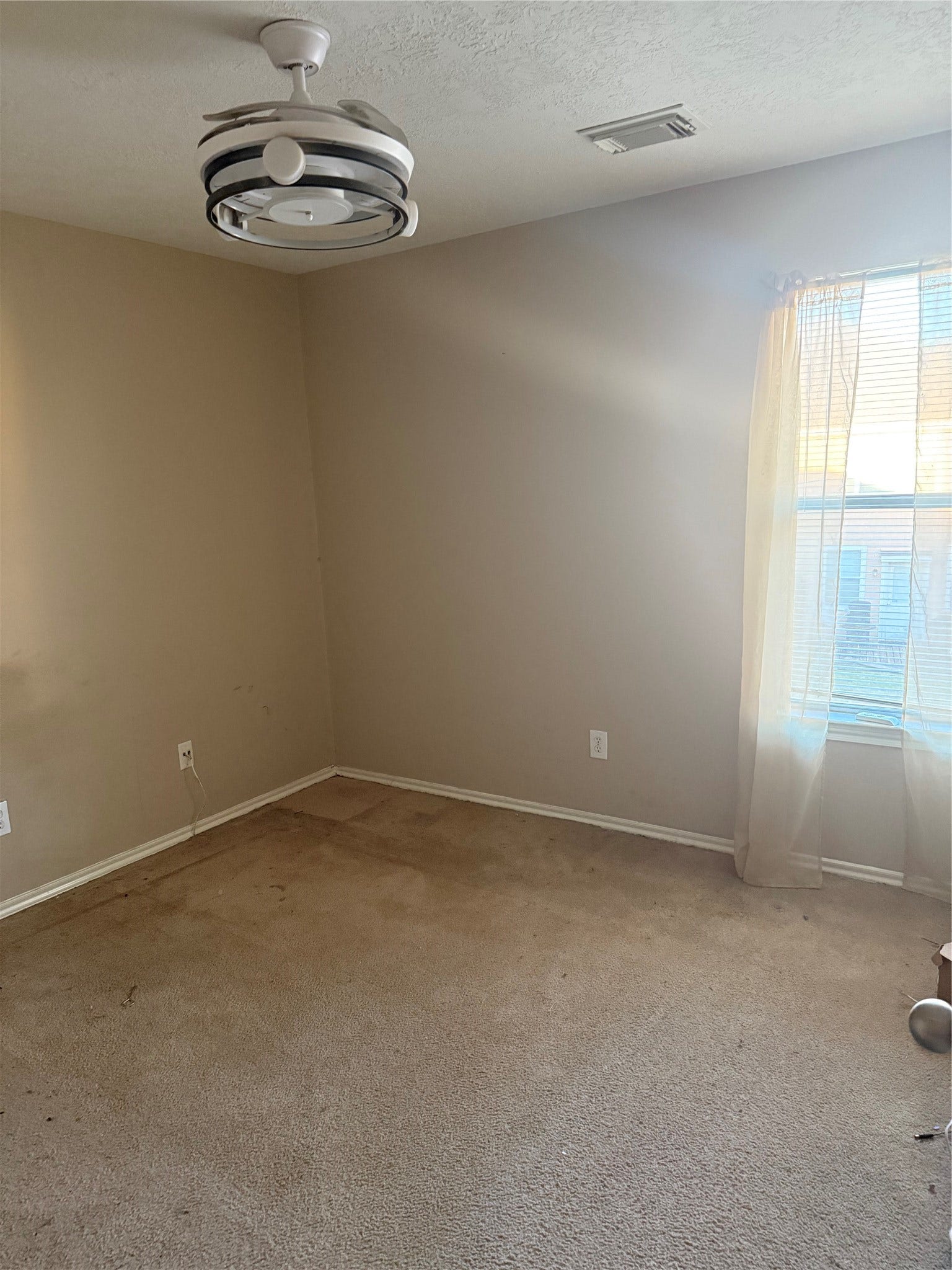Secondary bedroom