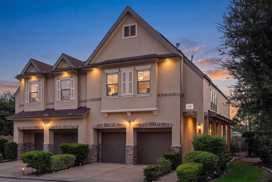 Property photo for 2919 Royal Oaks Crest, Houston, TX
