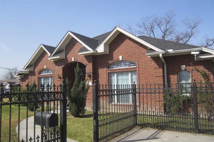 Property photo for 6003 Hirsch Road, Houston, TX