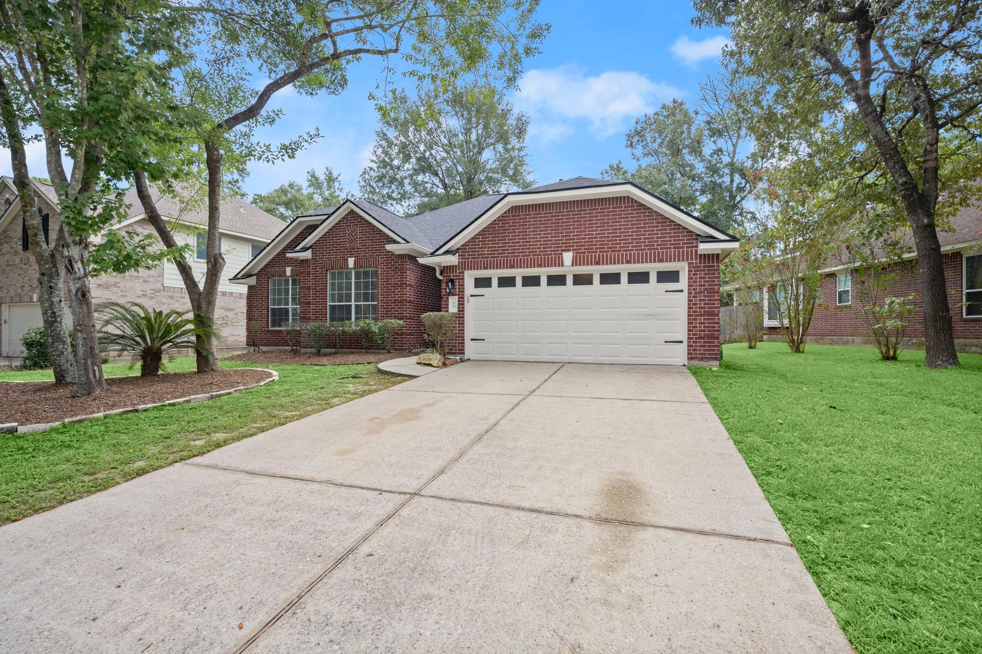 34 S Rambling Ridge Place, Conroe, TX 77385 34 S Rambling Ridge Place, Conroe, TX 77385