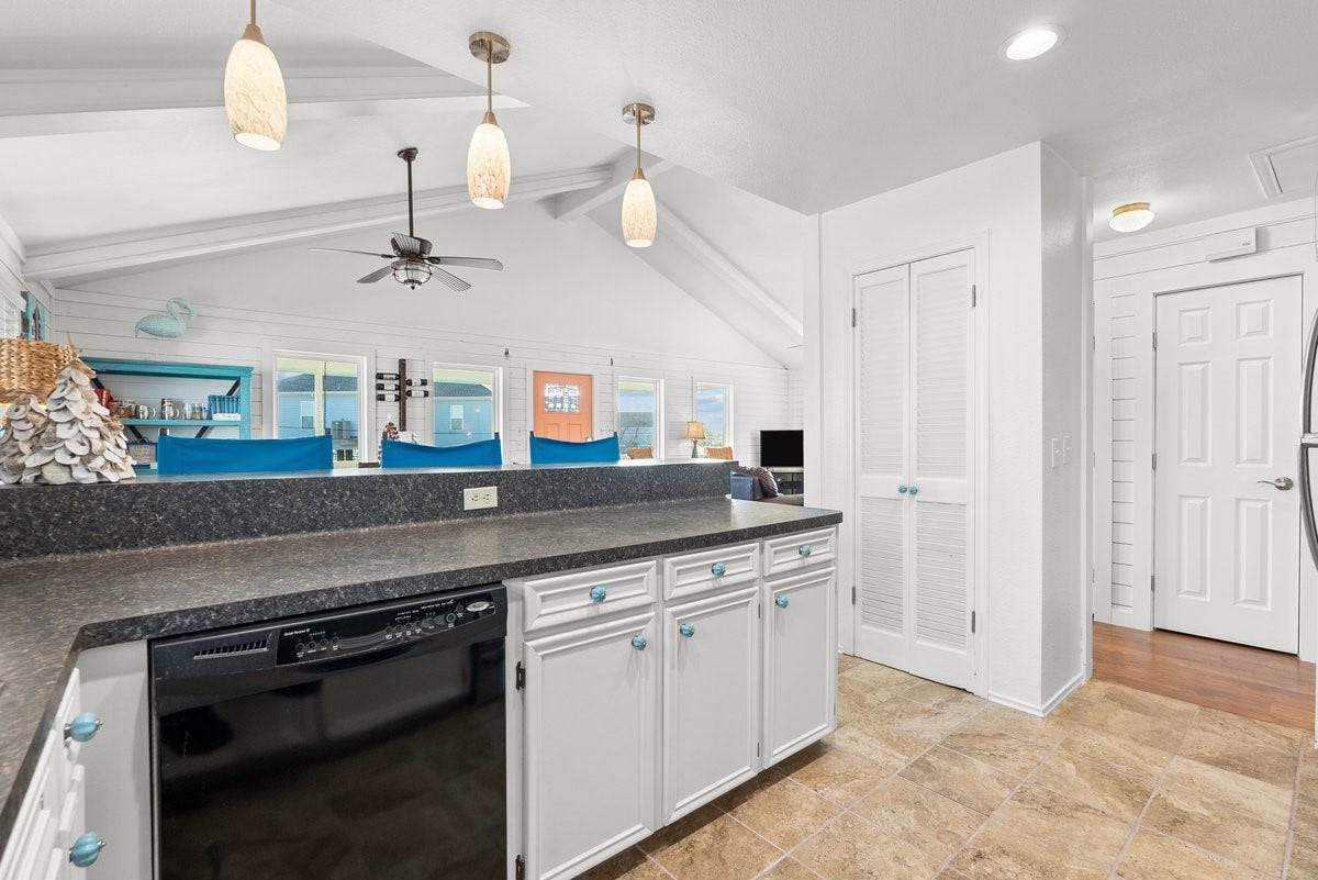 2406 Avenue P, San Leon, TX 77539 2406 Avenue P, San Leon, TX 77539