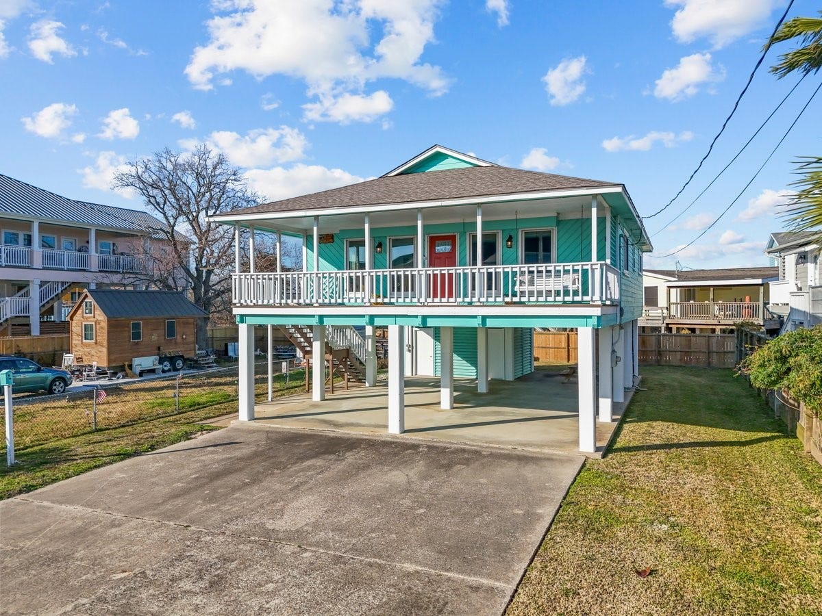 2406 Avenue P, San Leon, TX 77539 2406 Avenue P, San Leon, TX 77539