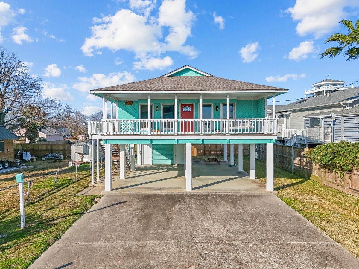 2406 Avenue P, San Leon, TX 77539 2406 Avenue P, San Leon, TX 77539