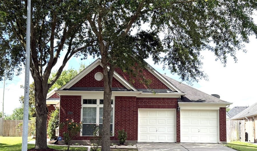 Property photo for 1707 Magnolia Lake, Richmond, TX