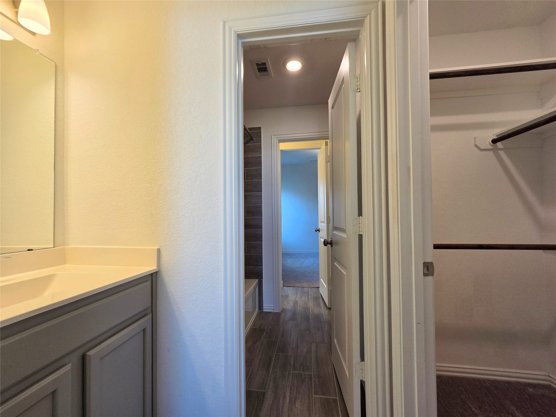 4826 Albany Ridge Lane, Rosharon, TX 77583 4826 Albany Ridge Lane, Rosharon, TX 77583