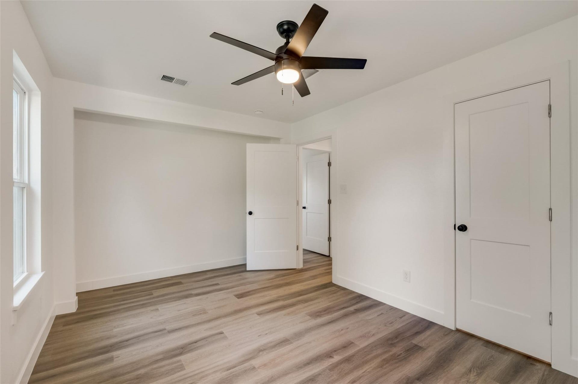 315 Cypress Street, Alvin, TX 77511 315 Cypress Street, Alvin, TX 77511