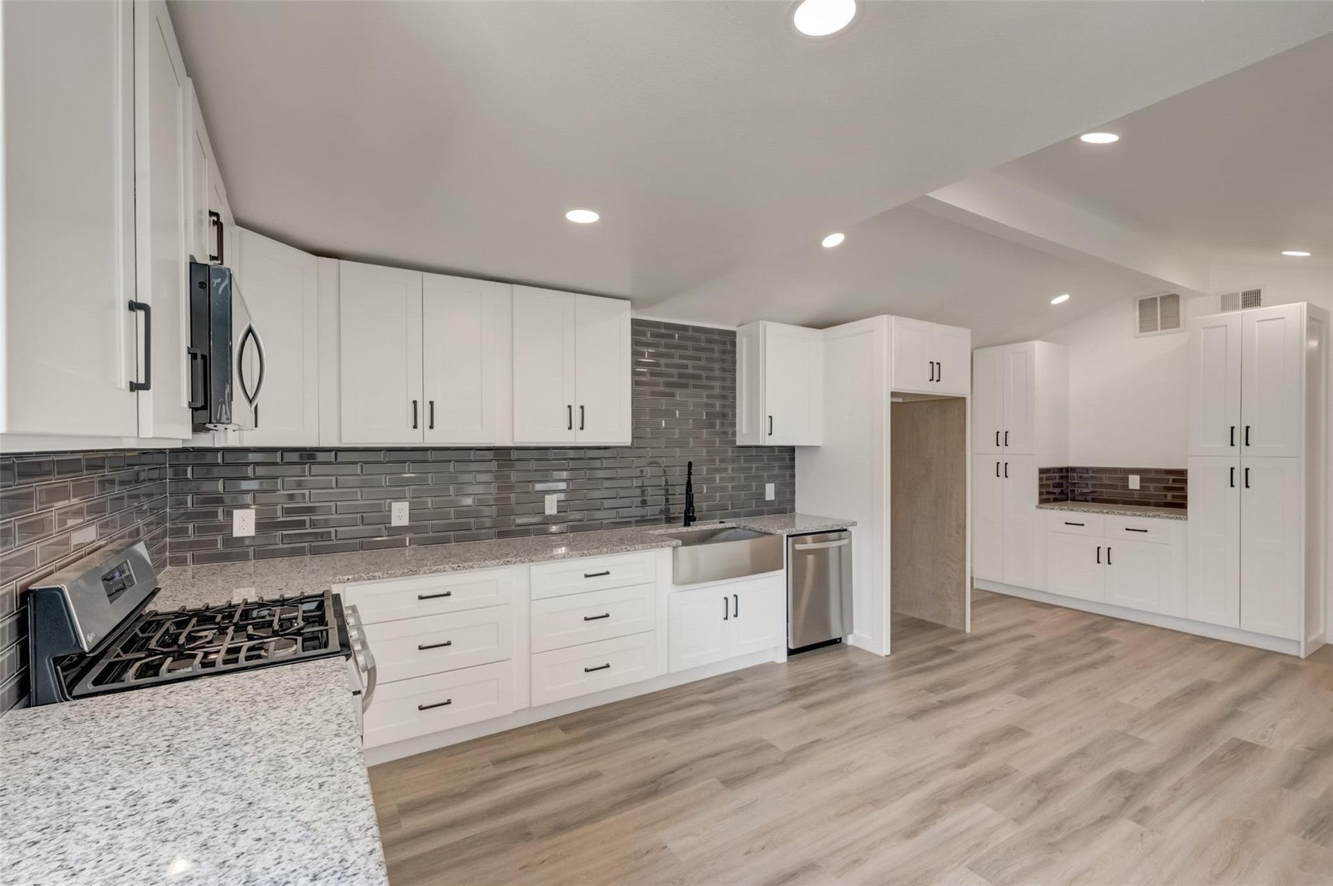 315 Cypress Street, Alvin, TX 77511 315 Cypress Street, Alvin, TX 77511