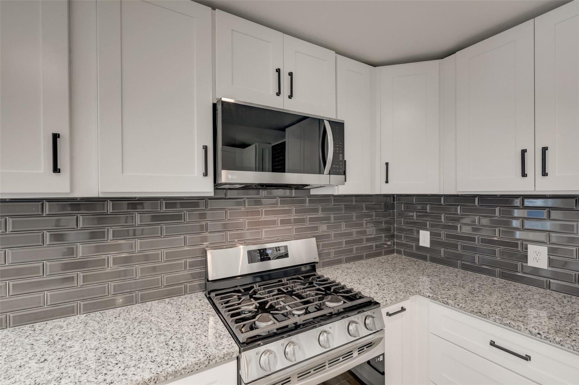 315 Cypress Street, Alvin, TX 77511 315 Cypress Street, Alvin, TX 77511
