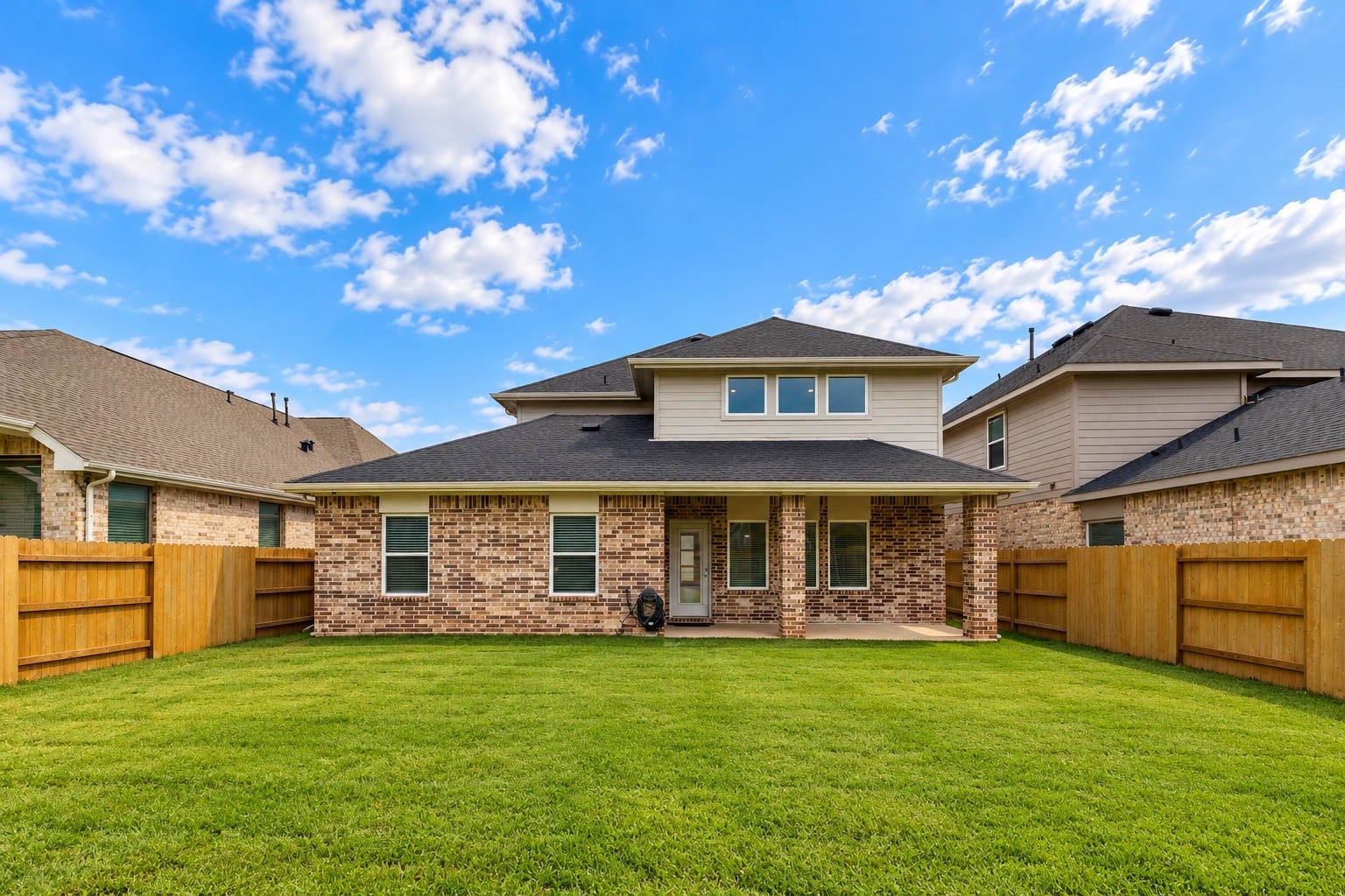 3205 Bello Green Lane, Katy, TX 77493 Rear exterior and backyard