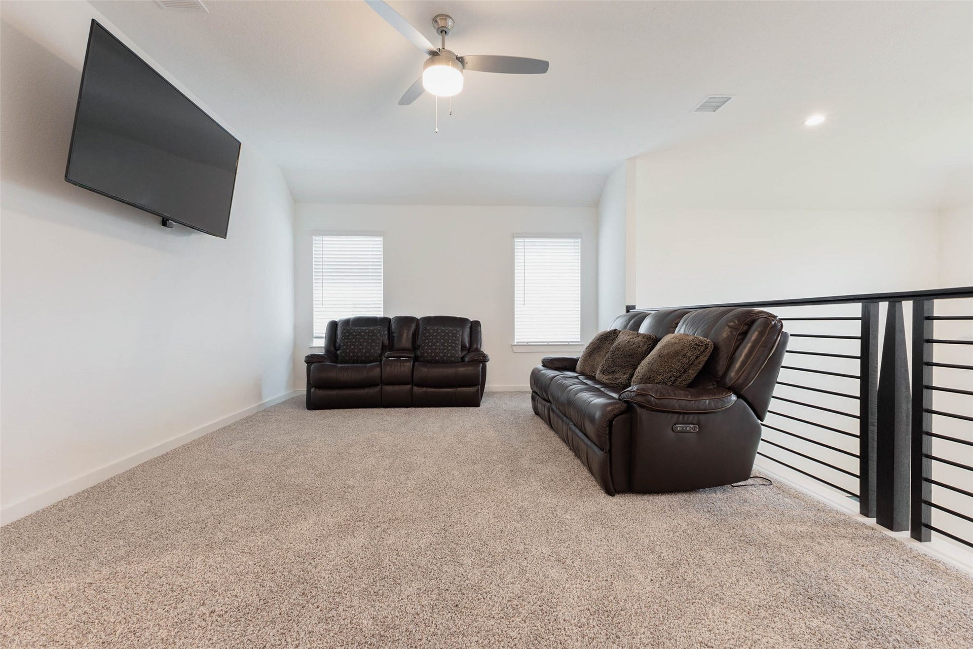3205 Bello Green Lane, Katy, TX 77493 Upstairs game room