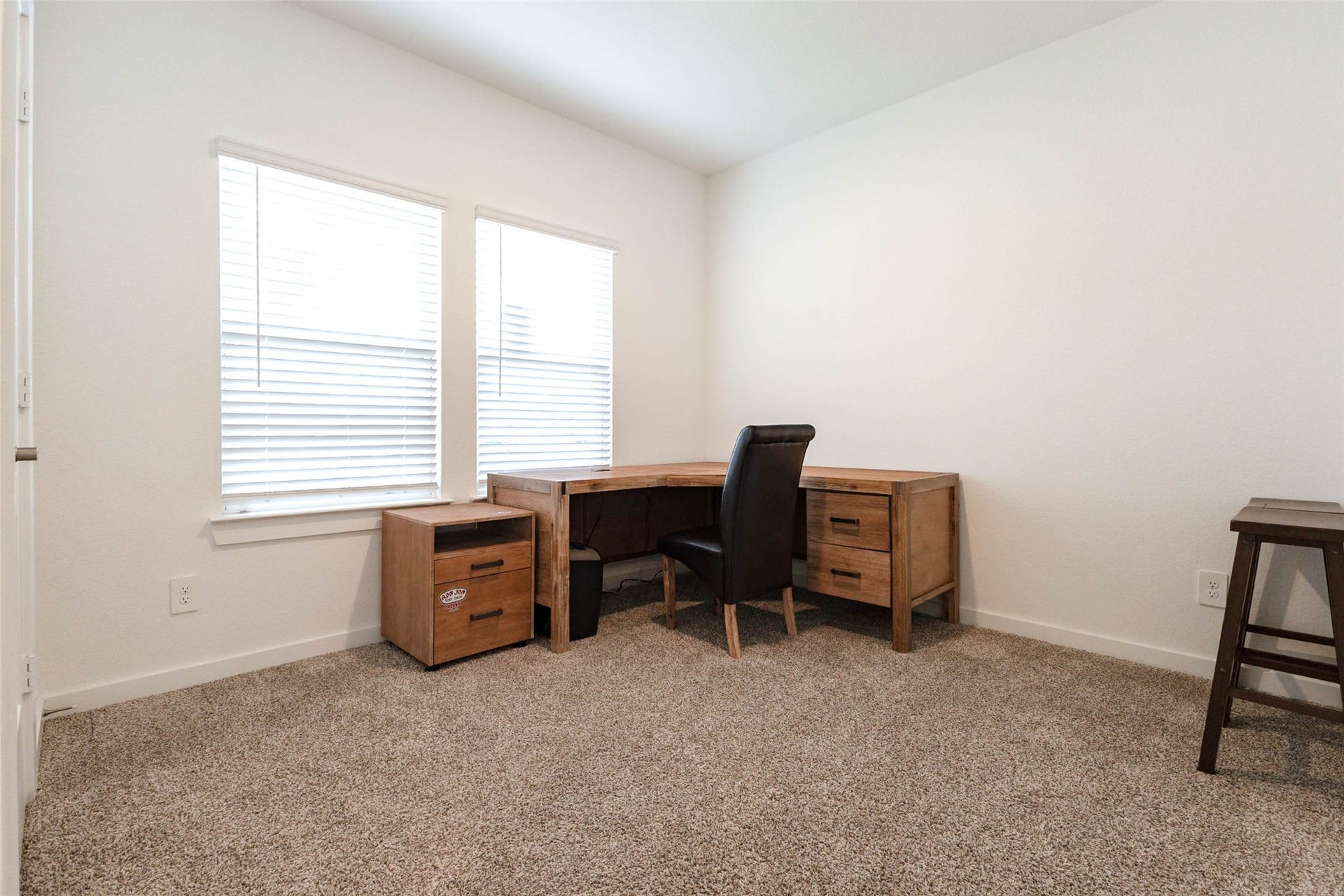 3205 Bello Green Lane, Katy, TX 77493 Downstairs bedroom used as an office