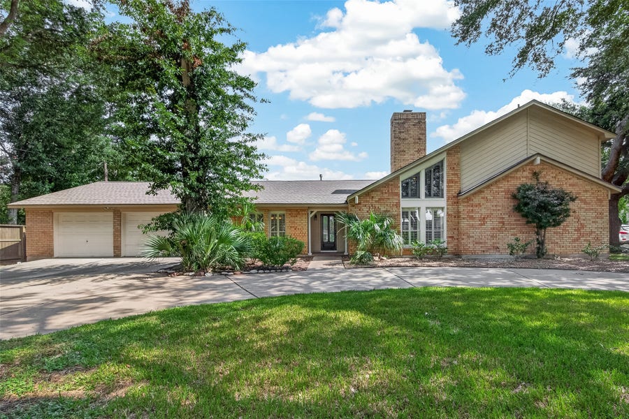 Property photo for 5026 Mockingbird Lane, Katy, TX