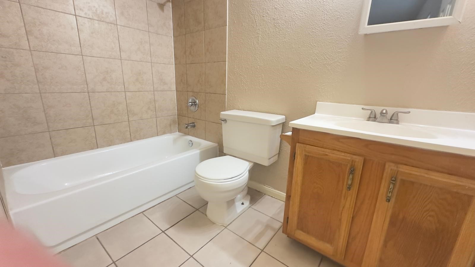 17523 Fieldglen Drive, Houston, TX 77084 Master Bathroom