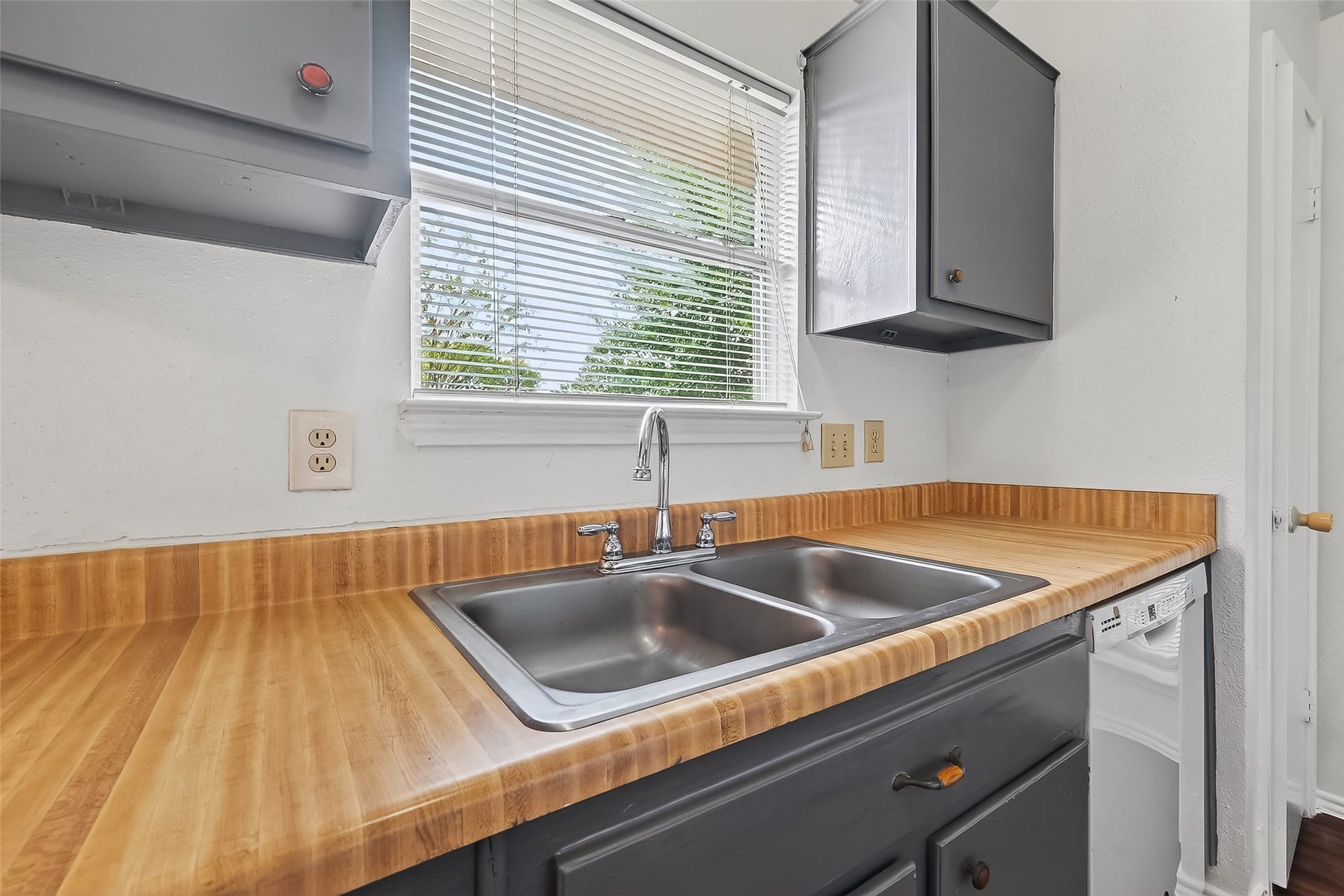 9131 GOODMEADOW Drive, Houston, TX 77064 9131 GOODMEADOW Drive, Houston, TX 77064