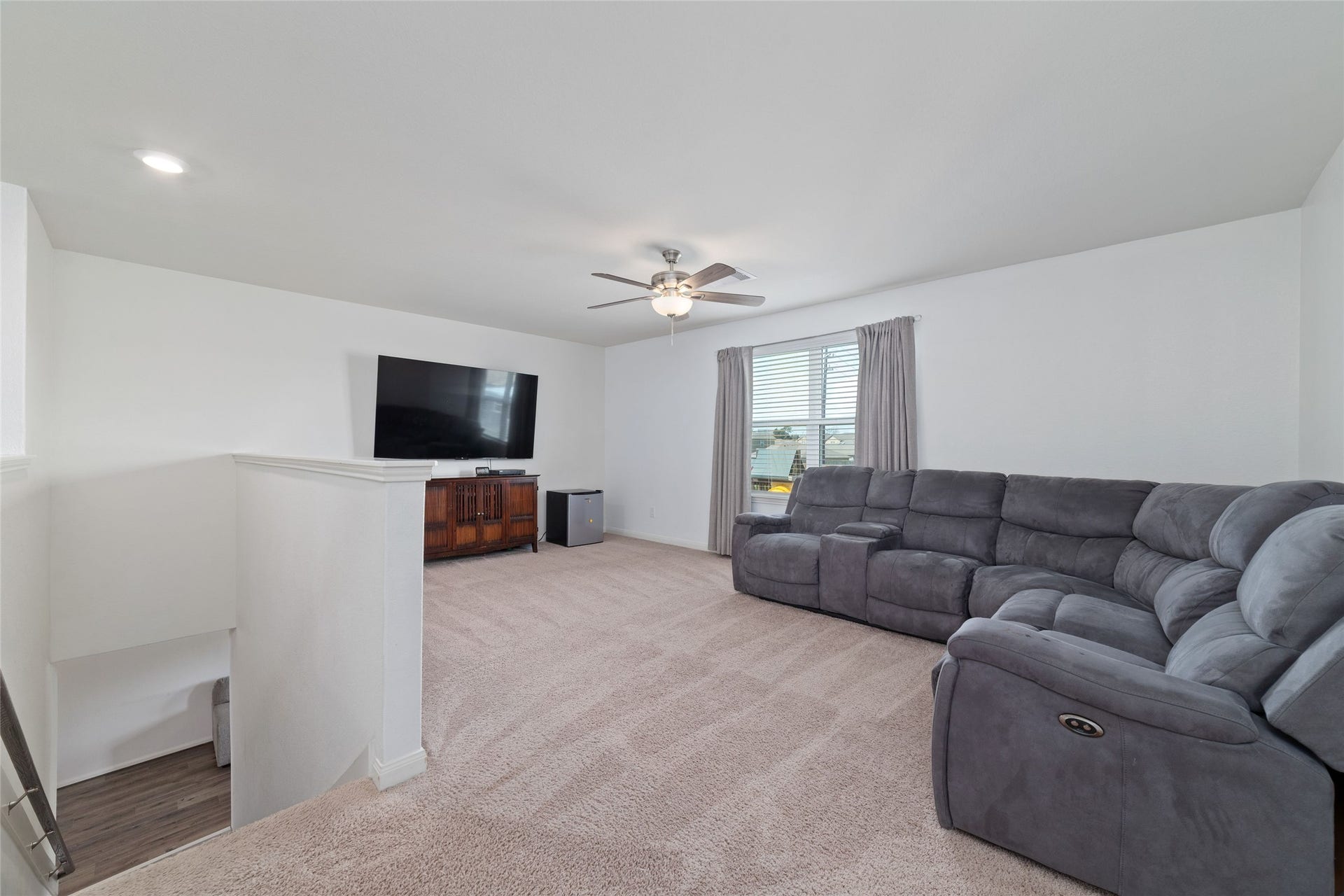 20707 Solstice Point Drive, Hockley, TX 77447 20707 Solstice Point Drive, Hockley, TX 77447