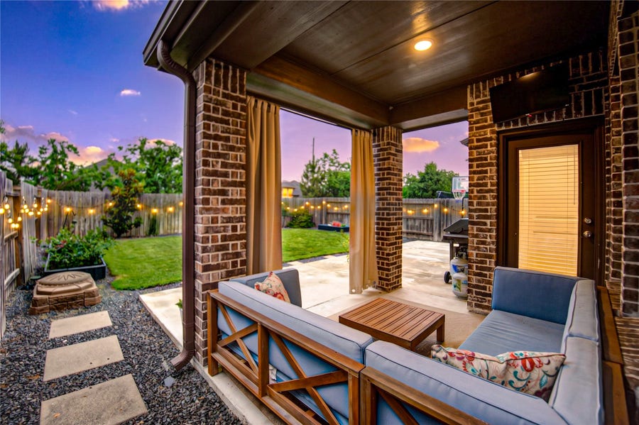 Property photo for 12338 Castano Creek Drive, Humble, TX