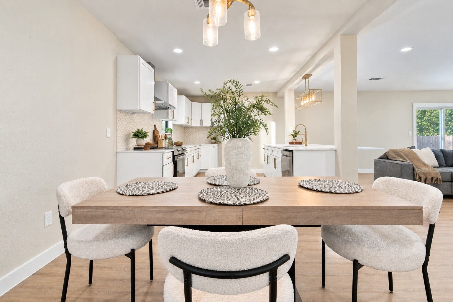 9631 Rannock Way, Spring, TX 77379 Another view of the dining area!