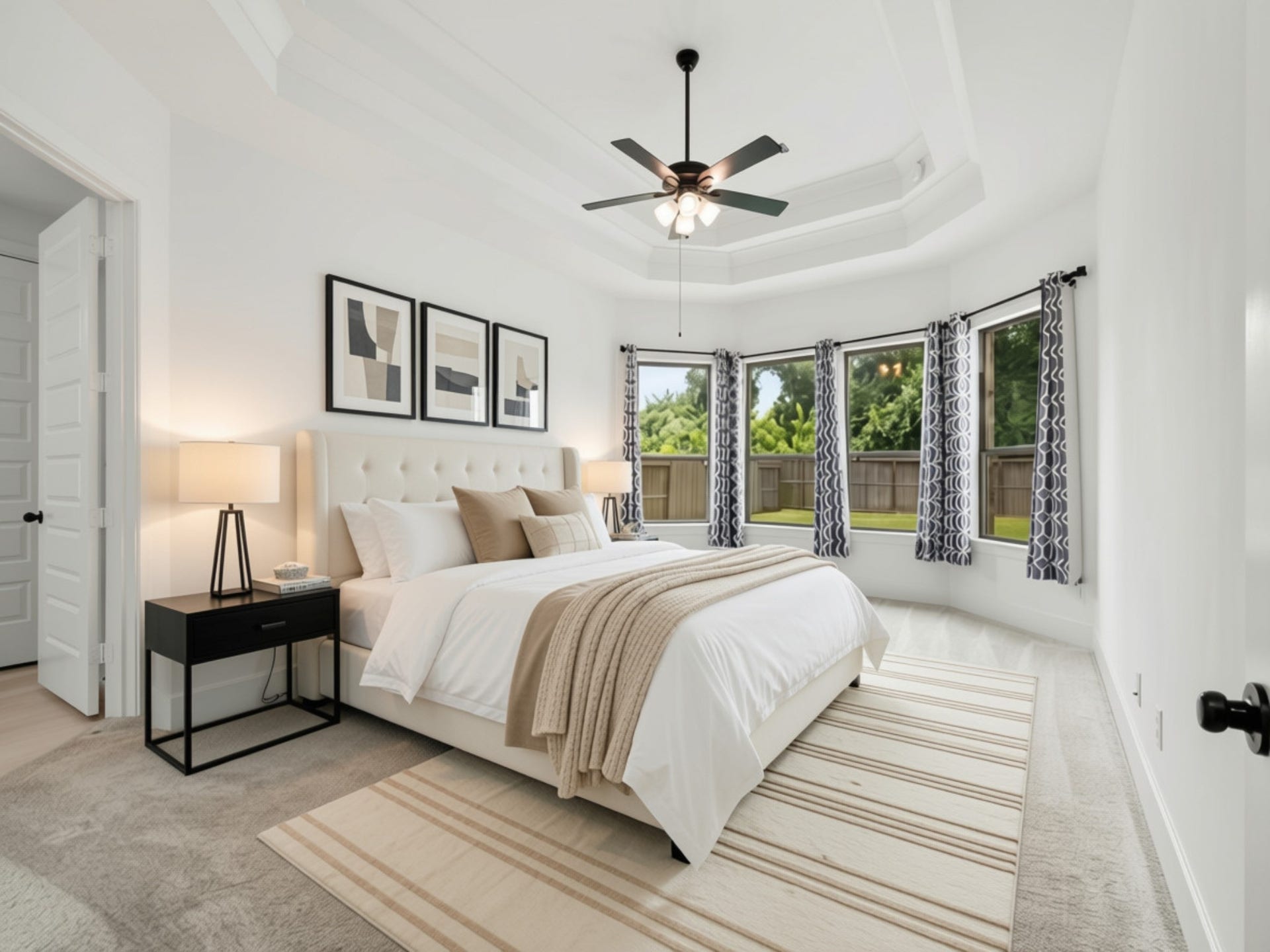 1911 Golden Leaf Drive, Missouri City, TX 77459 Spacious primary suite with gorgeous bay windows and pop up ceilings. *virtually staged*