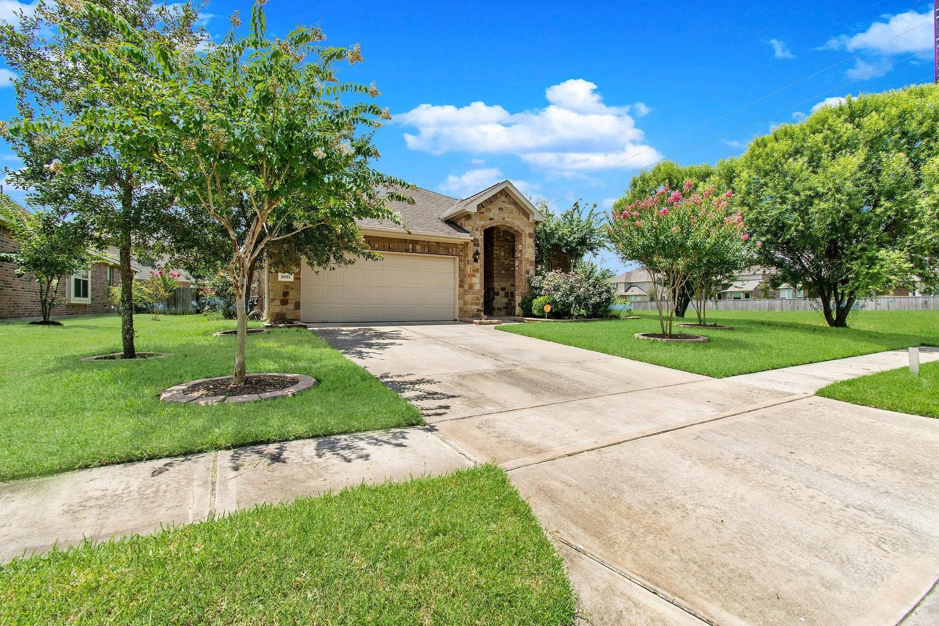 8951 Headstall Drive, Tomball, TX 77375
