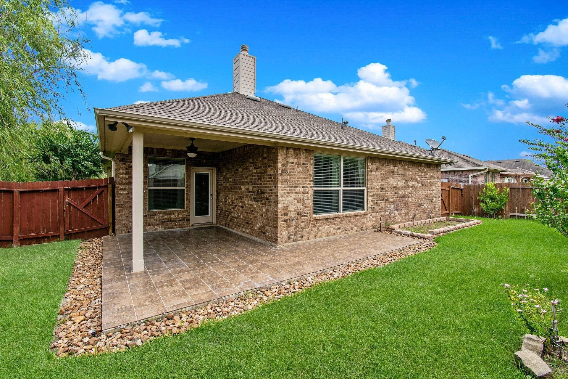 8951 Headstall Drive, Tomball, TX 77375