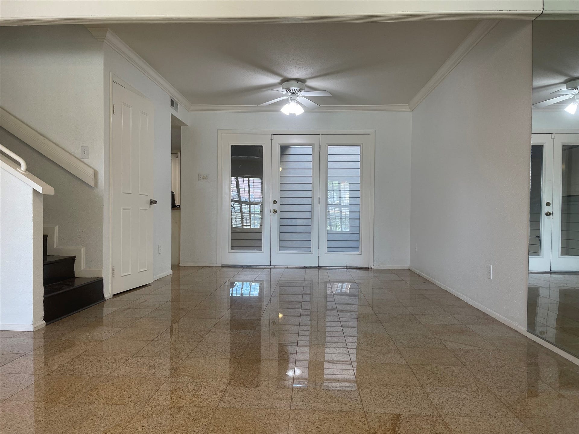 1908 Augusta Drive, #4, Houston, TX 77057 1908 Augusta Drive, #4, Houston, TX 77057