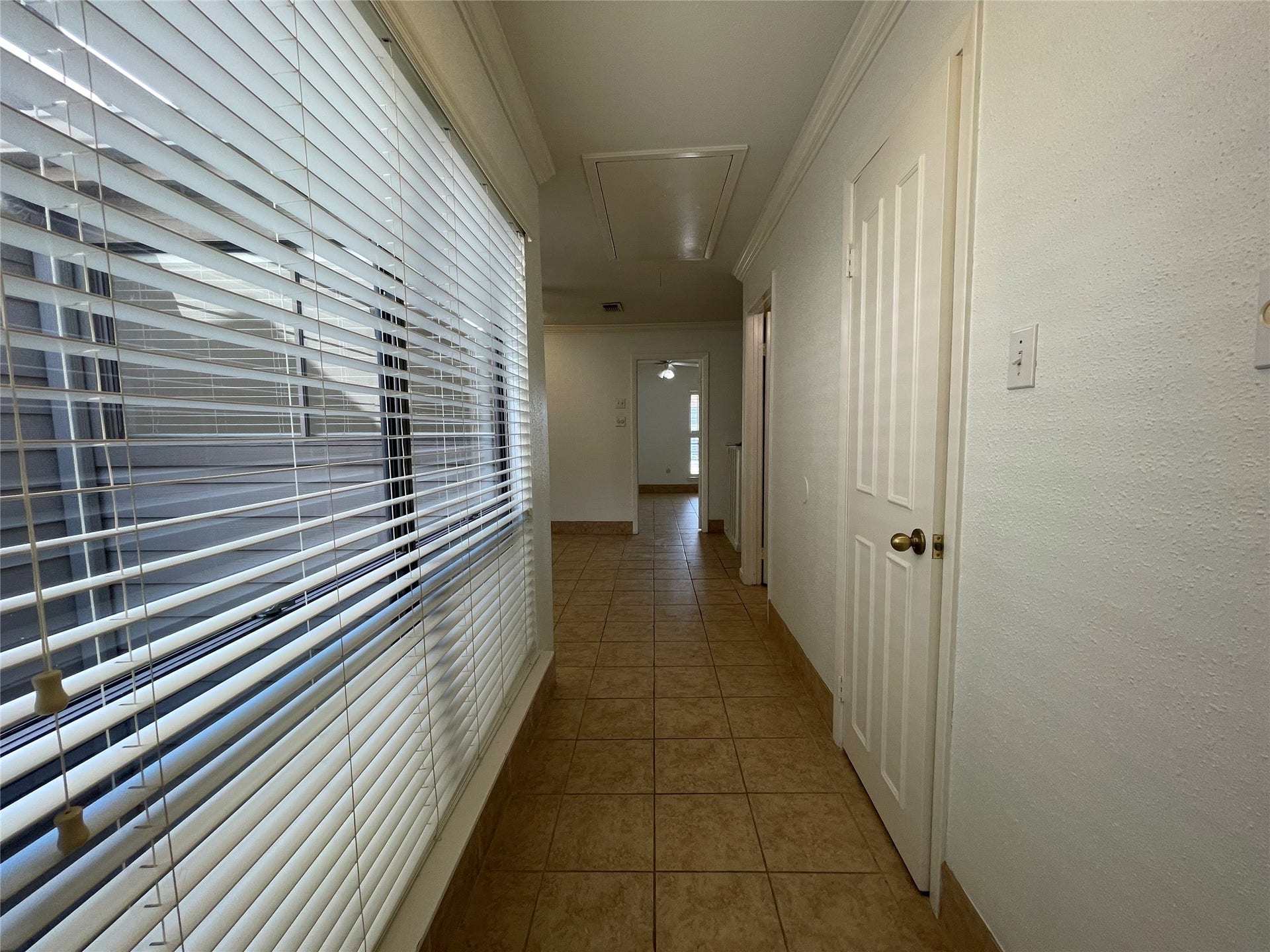 1908 Augusta Drive, #4, Houston, TX 77057 1908 Augusta Drive, #4, Houston, TX 77057