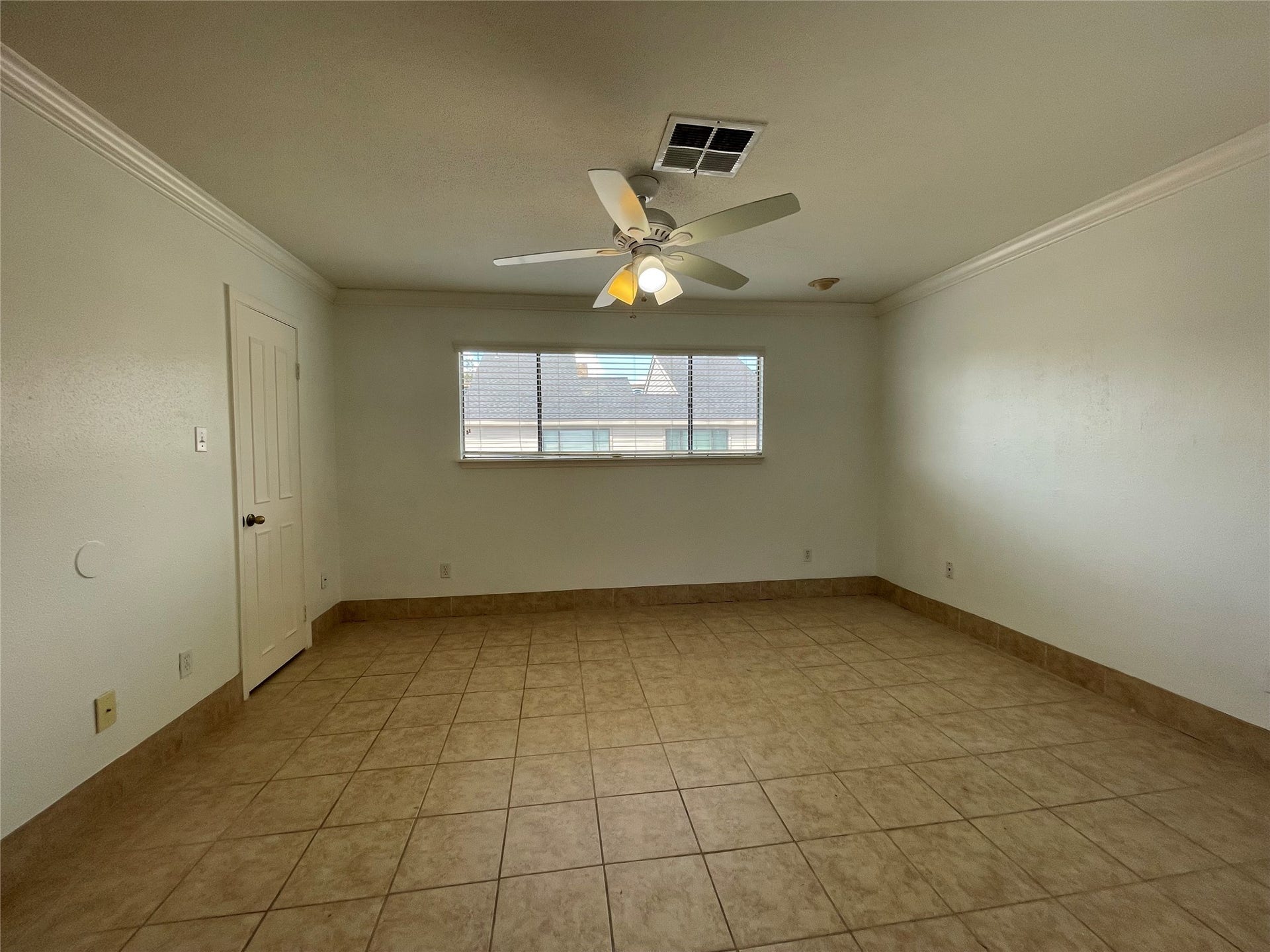 1908 Augusta Drive, #4, Houston, TX 77057 1908 Augusta Drive, #4, Houston, TX 77057