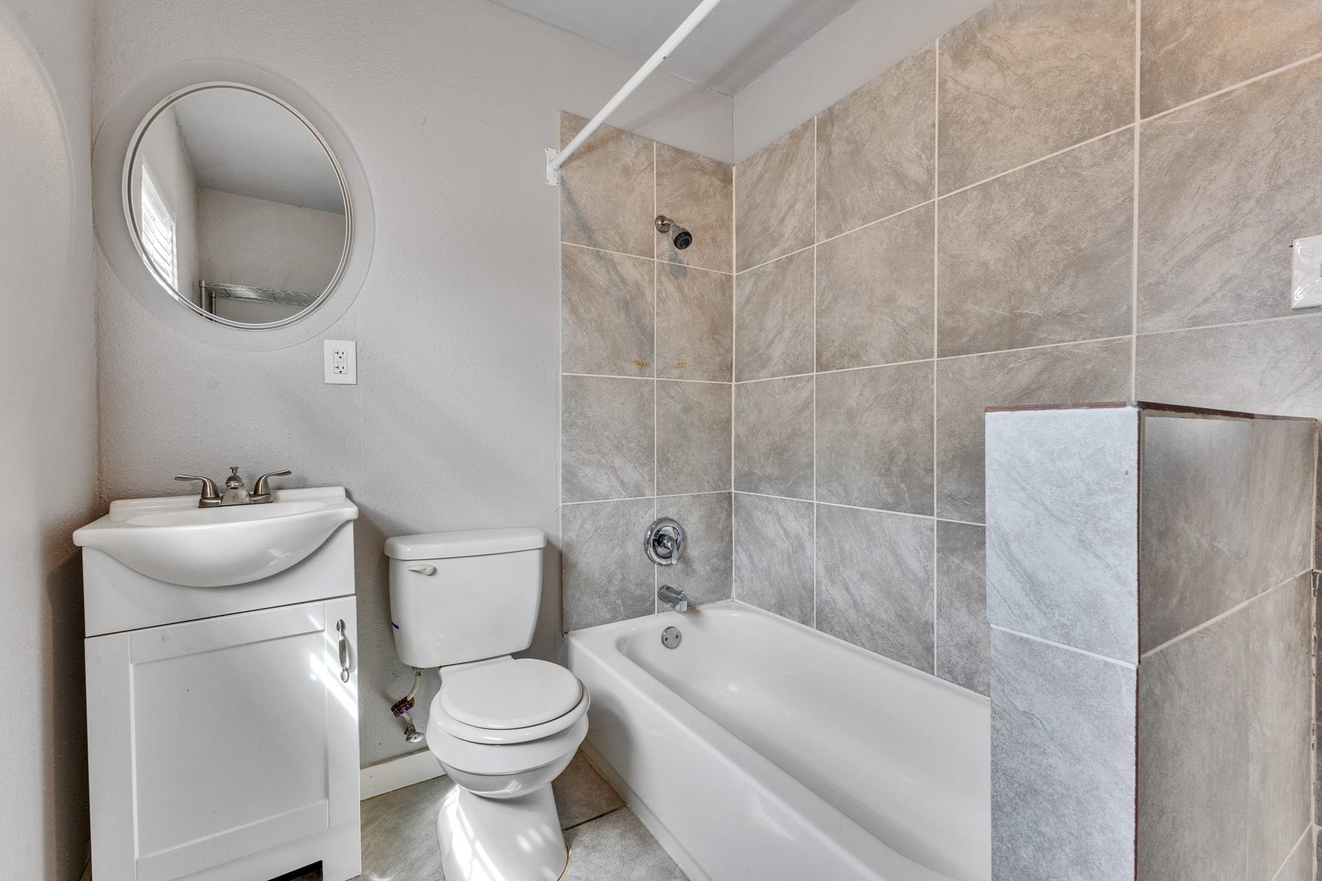 1429 Godwin Street, Houston, TX 77023 1429 Godwin Street, Houston, TX 77023