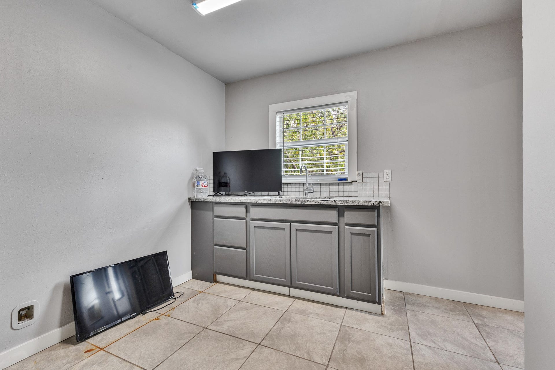 1429 Godwin Street, Houston, TX 77023 1429 Godwin Street, Houston, TX 77023