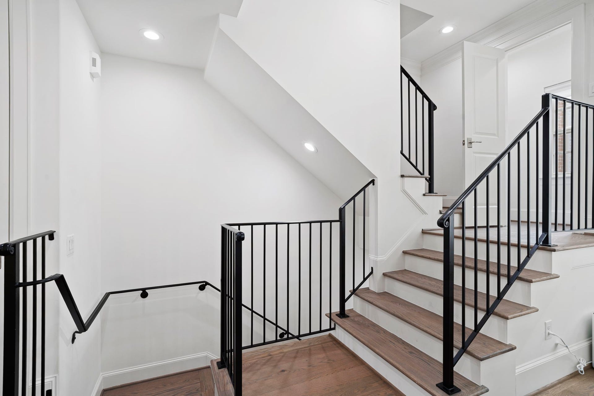 2174 Briarglen Drive, Houston, TX 77027