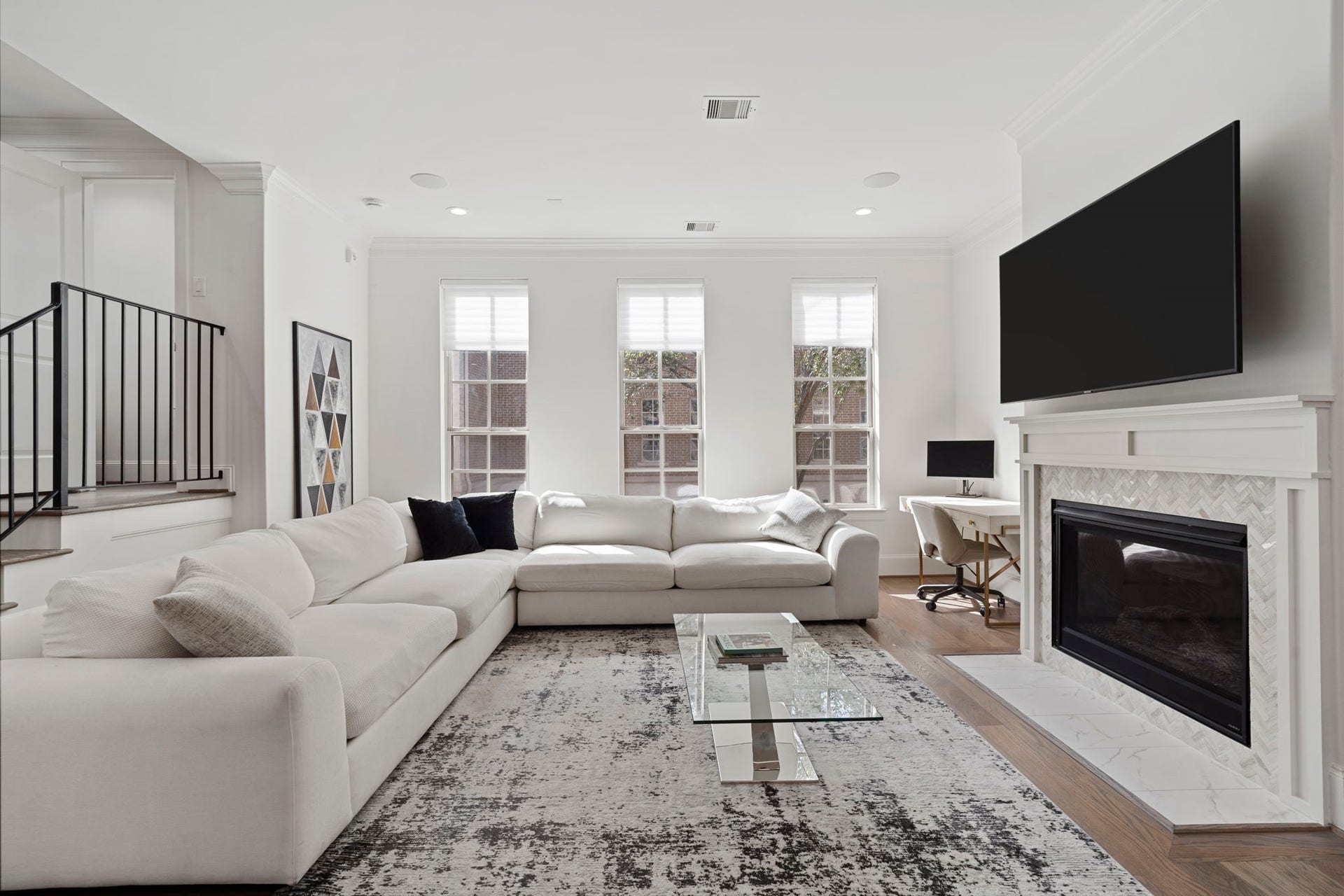 2174 Briarglen Drive, Houston, TX 77027