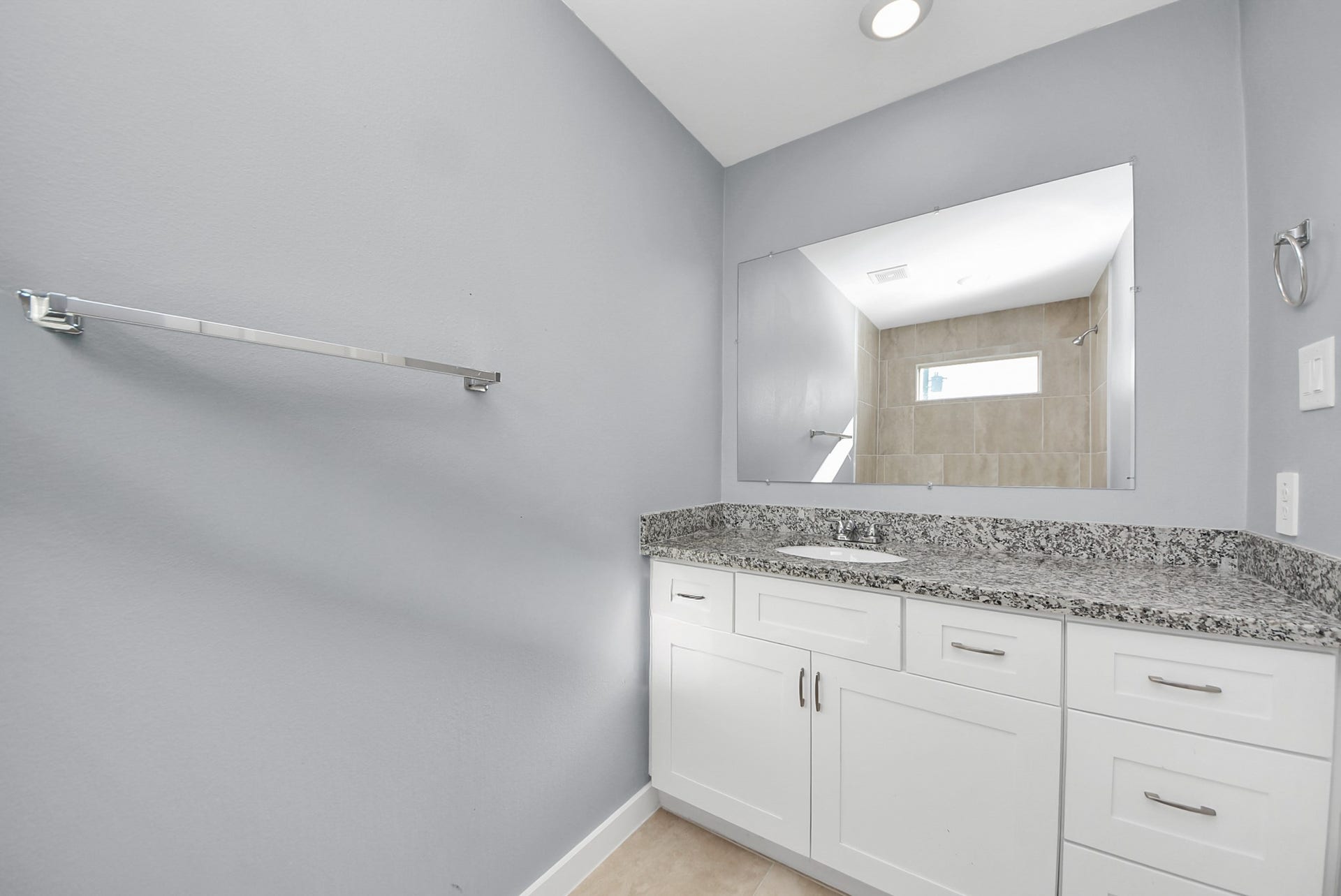 618 Maple Way, #A/B, Houston, TX 77015 618 Maple Way, #A/B, Houston, TX 77015