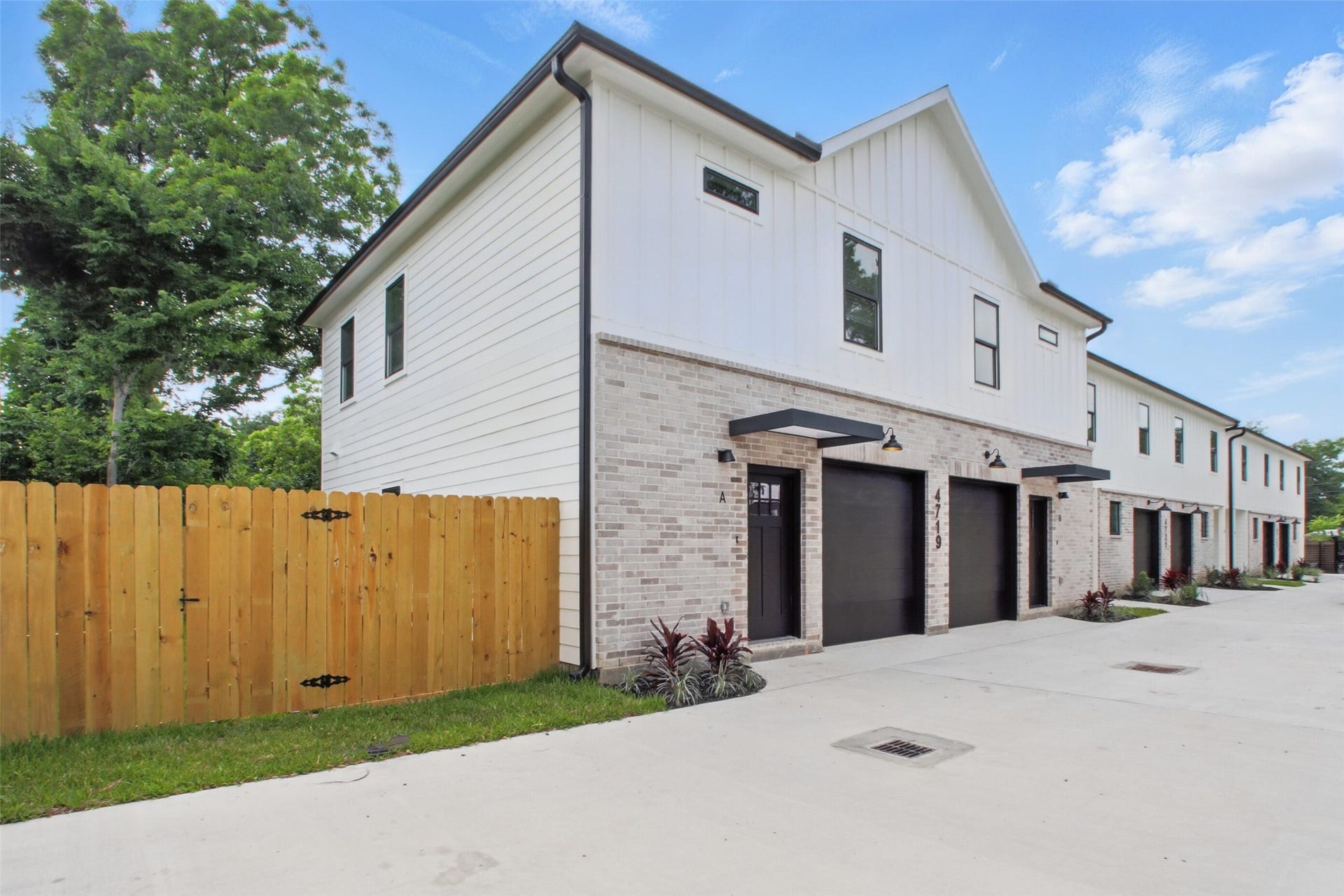 4719 Mallow Street, Houston, TX 77033