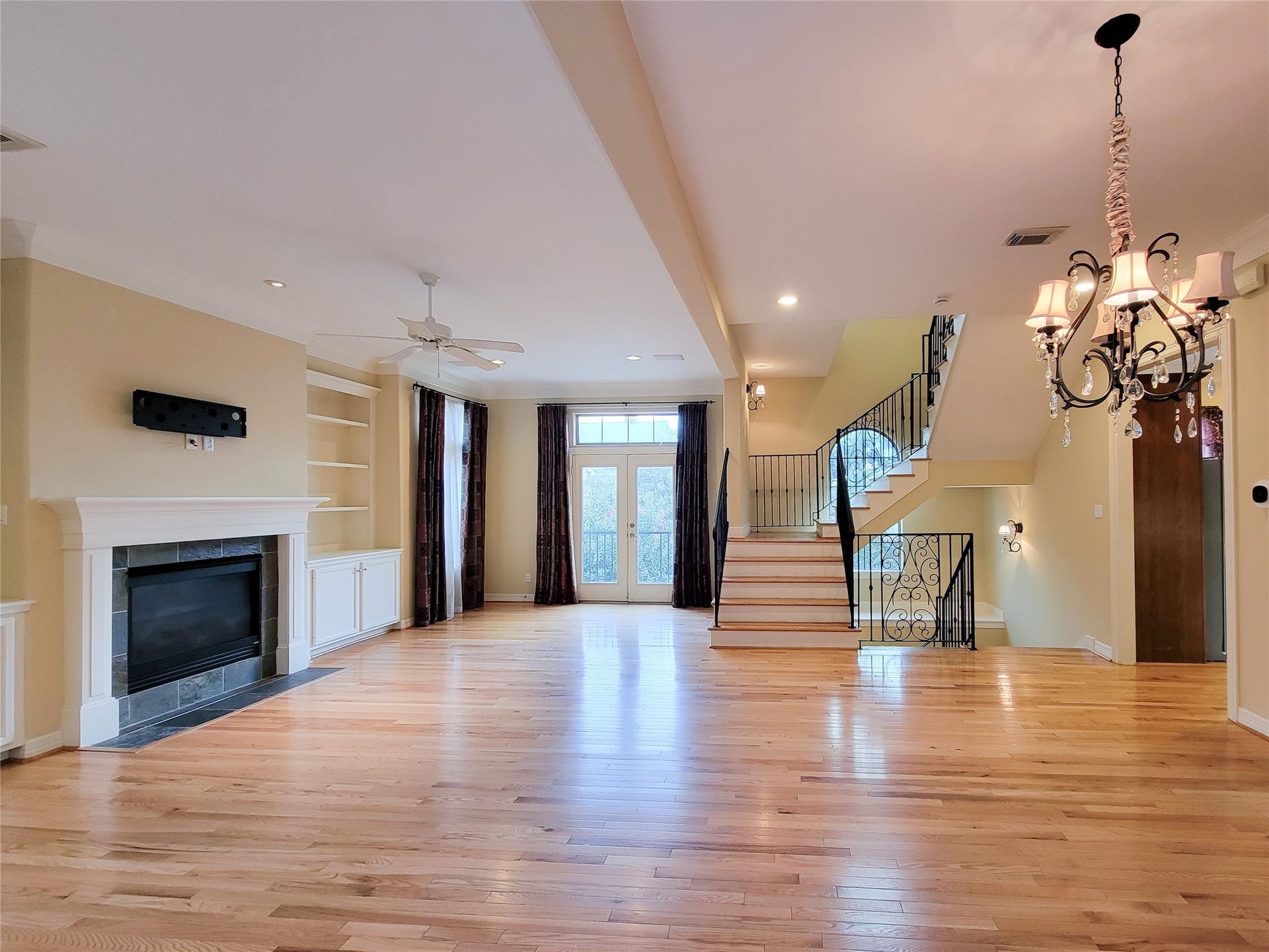 1742 Michigan Street, #F, Houston, TX 77006 1742 Michigan Street, #F, Houston, TX 77006