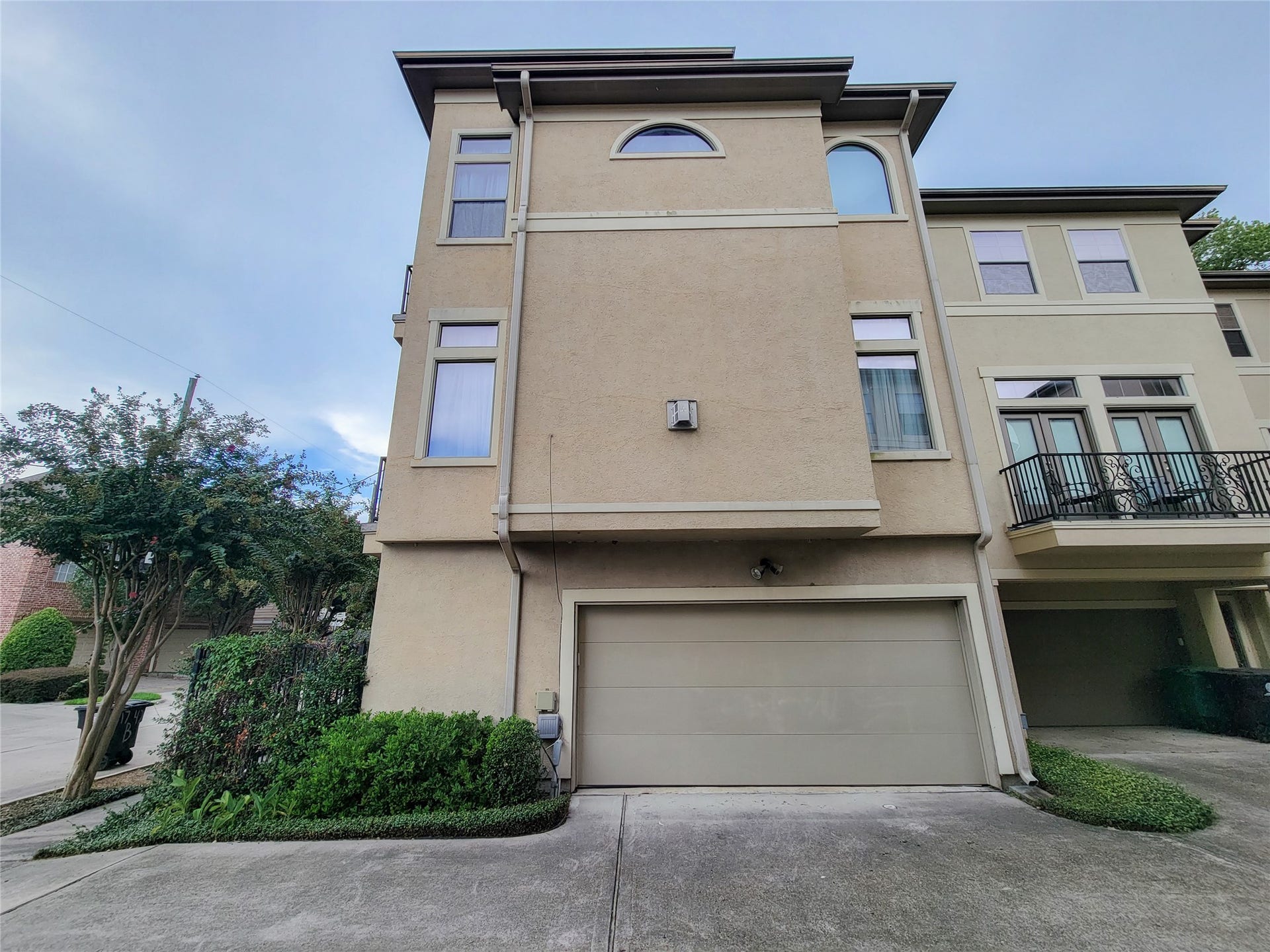 1742 Michigan Street, #F, Houston, TX 77006 1742 Michigan Street, #F, Houston, TX 77006