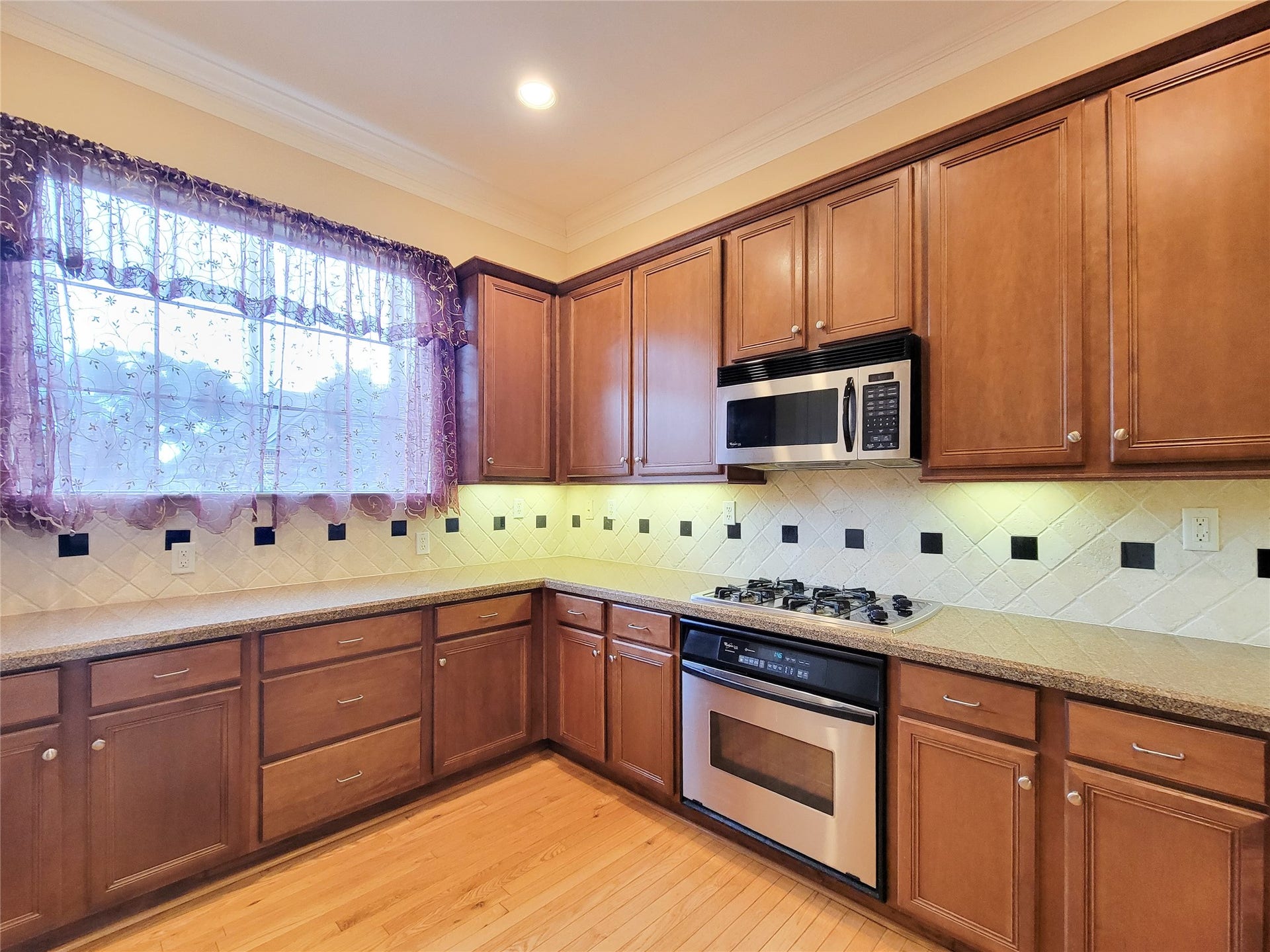 1742 Michigan Street, #F, Houston, TX 77006 1742 Michigan Street, #F, Houston, TX 77006