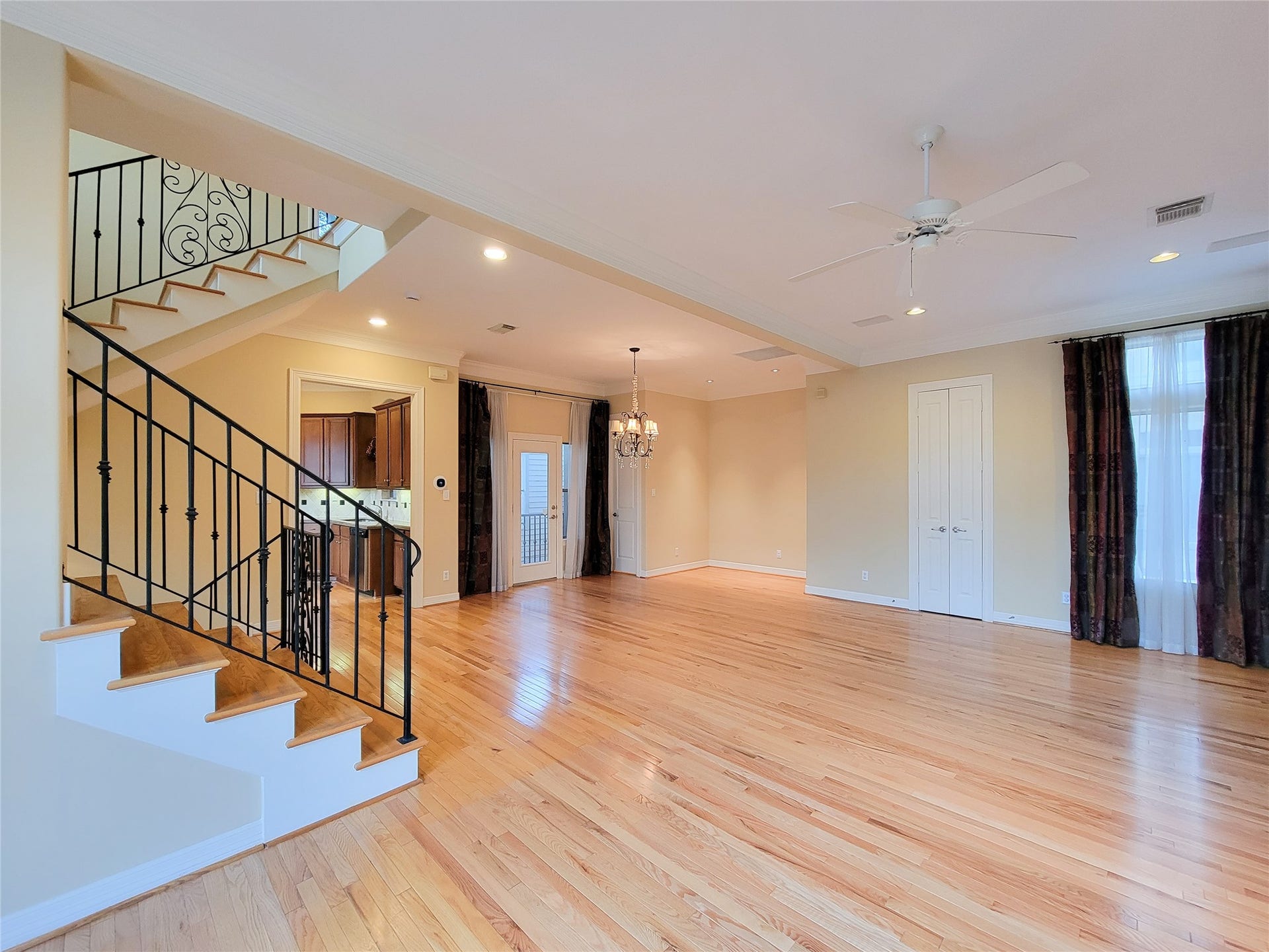 1742 Michigan Street, #F, Houston, TX 77006 1742 Michigan Street, #F, Houston, TX 77006