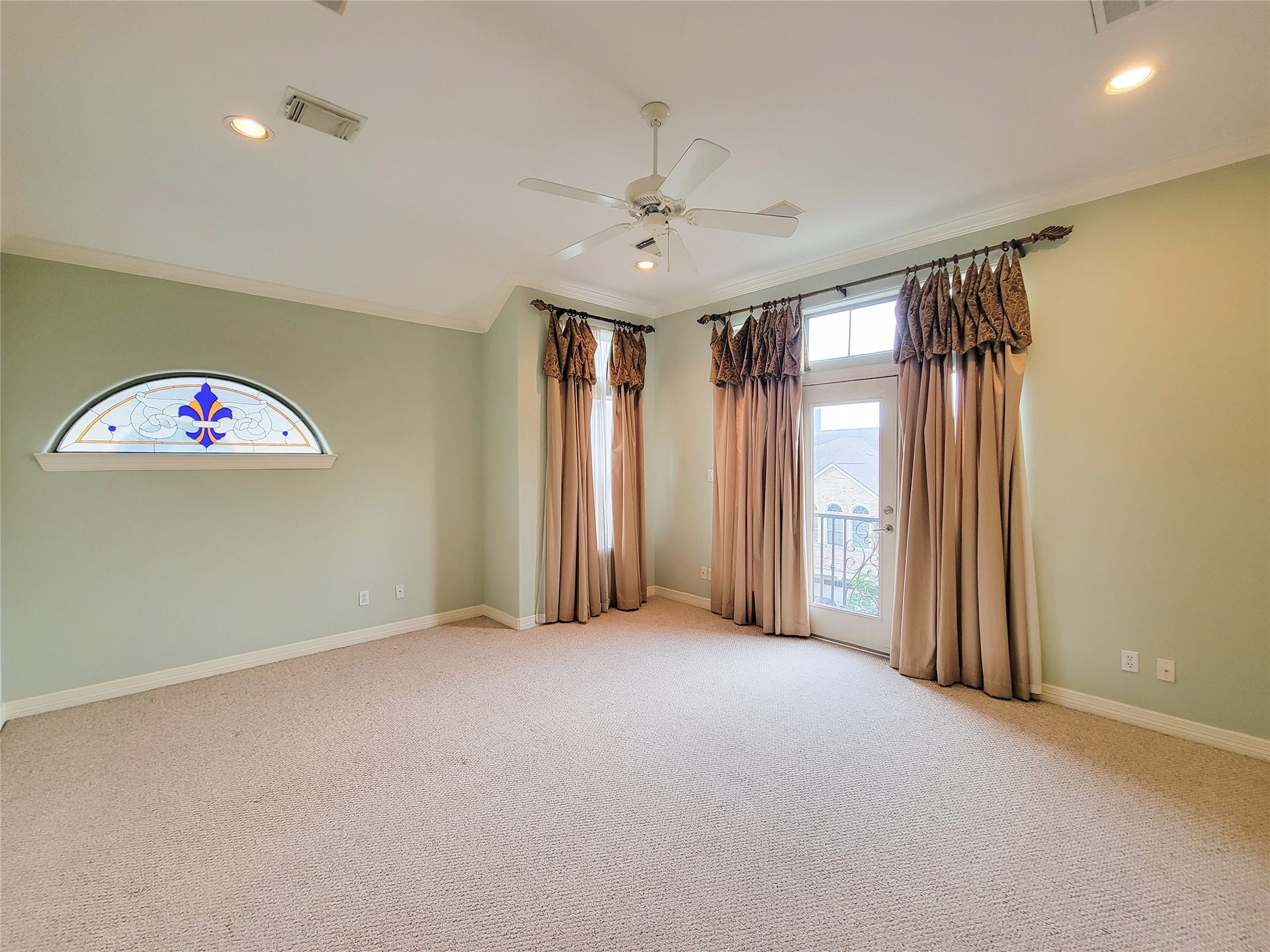 1742 Michigan Street, #F, Houston, TX 77006 1742 Michigan Street, #F, Houston, TX 77006