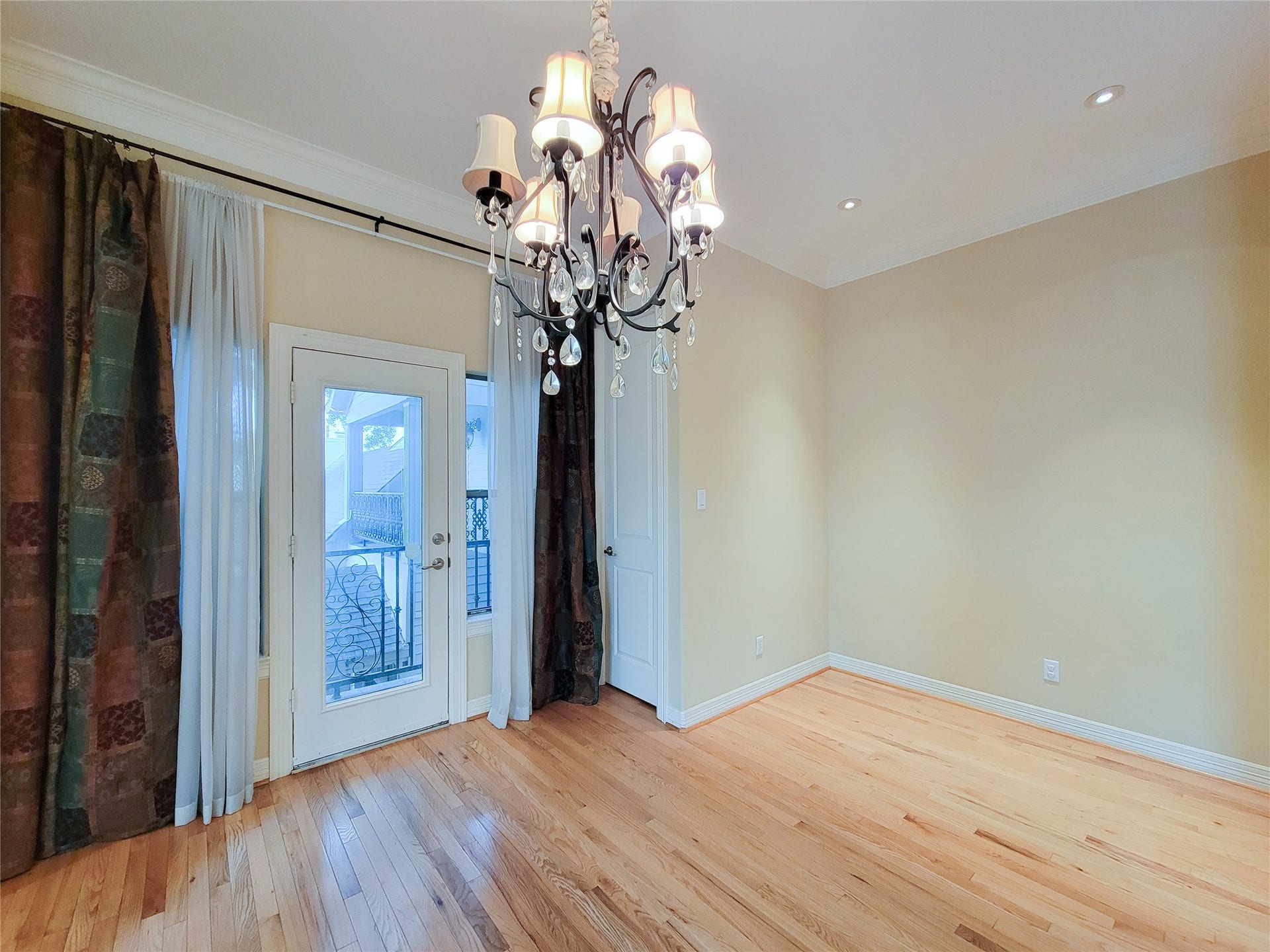 1742 Michigan Street, #F, Houston, TX 77006 1742 Michigan Street, #F, Houston, TX 77006