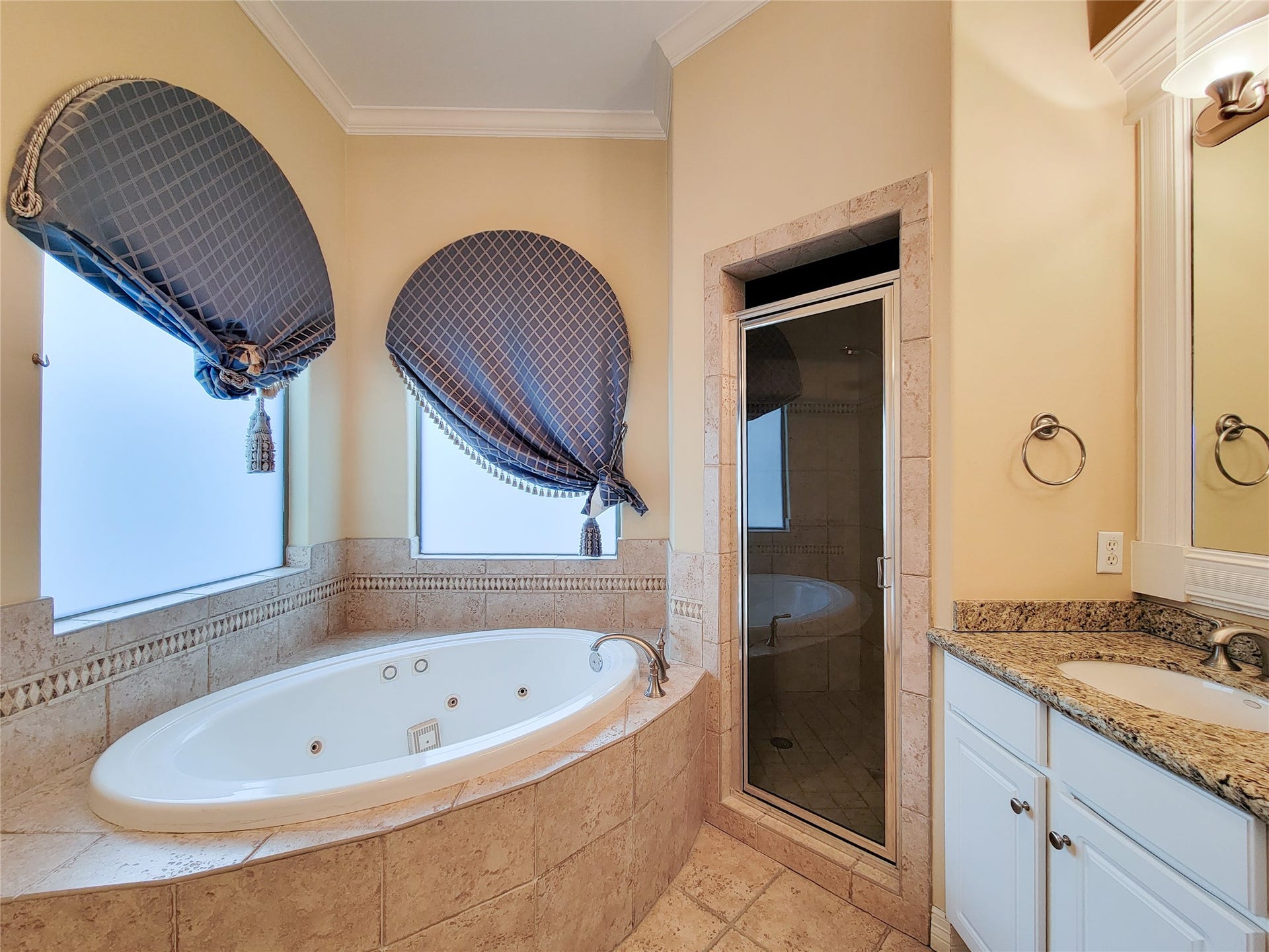 1742 Michigan Street, #F, Houston, TX 77006 1742 Michigan Street, #F, Houston, TX 77006