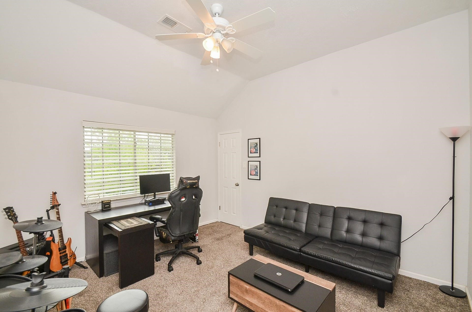 1903 Tall Gum Drive, Fresno, TX 77545 1903 Tall Gum Drive, Fresno, TX 77545