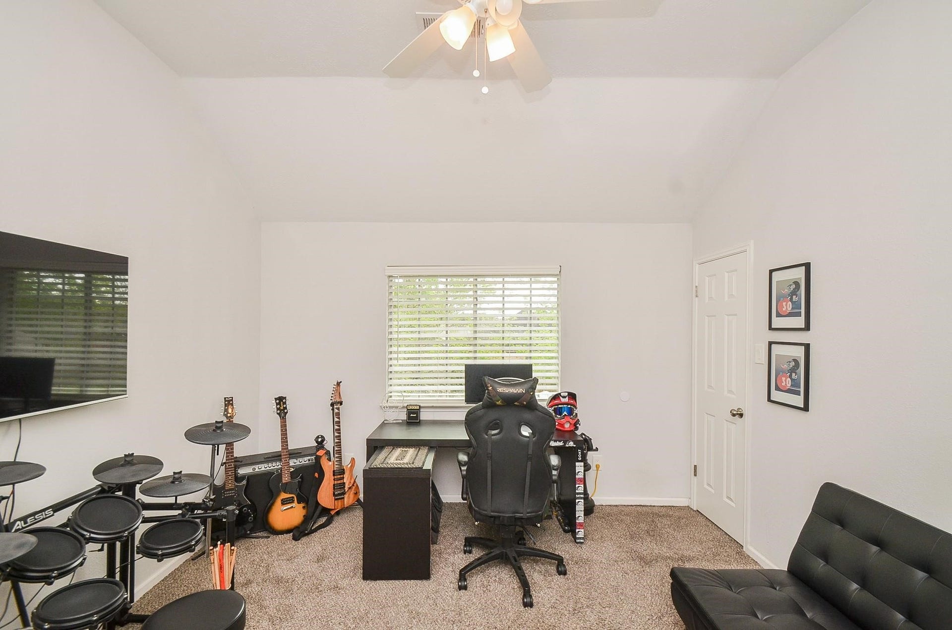 1903 Tall Gum Drive, Fresno, TX 77545 1903 Tall Gum Drive, Fresno, TX 77545