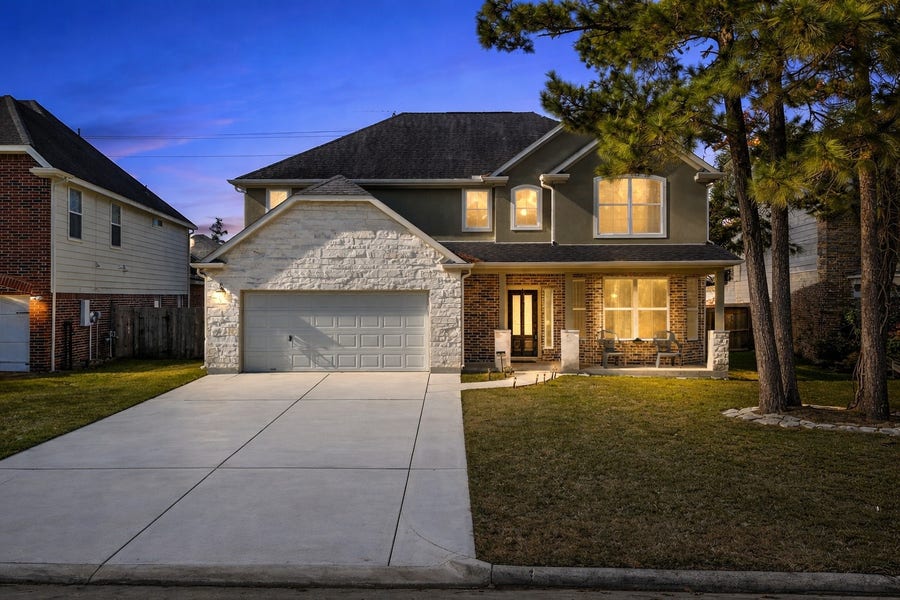 Property photo for 19007 Hikers Trail Drive, Humble, TX