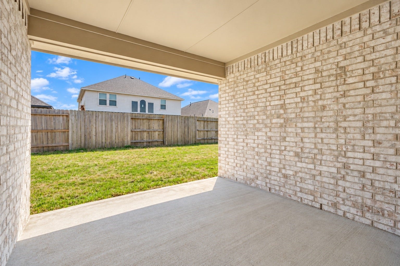 2218 Seneca Lake Drive, Texas City, TX 77568 2218 Seneca Lake Drive, Texas City, TX 77568