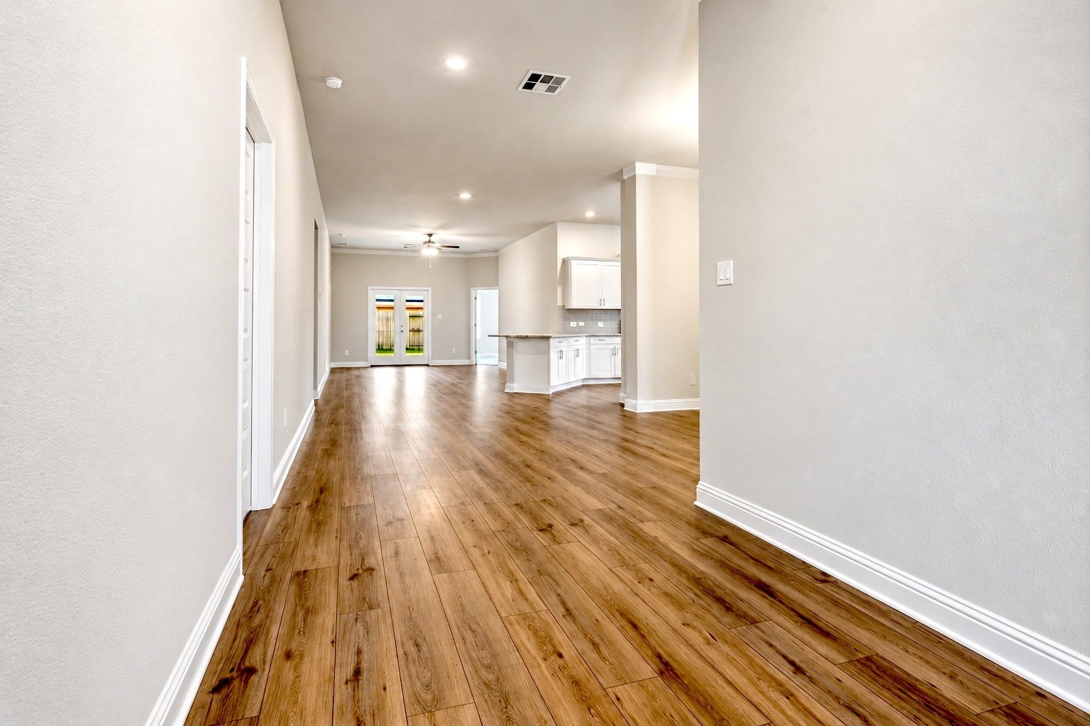 2218 Seneca Lake Drive, Texas City, TX 77568 2218 Seneca Lake Drive, Texas City, TX 77568