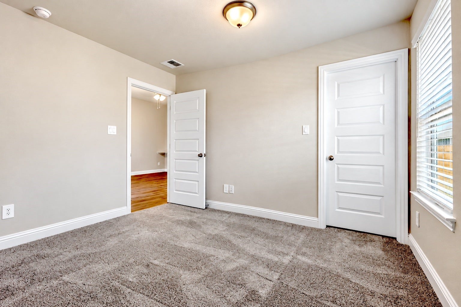 2218 Seneca Lake Drive, Texas City, TX 77568 2218 Seneca Lake Drive, Texas City, TX 77568